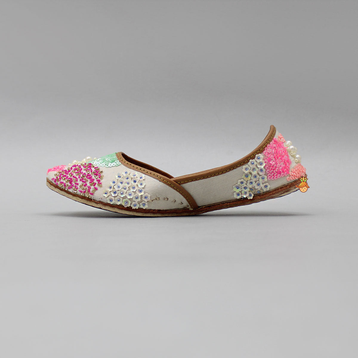 Sequin And Pearl Work Jutti