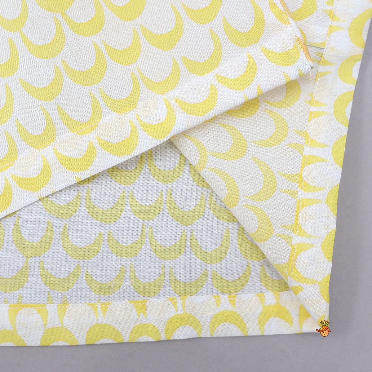 Moon Printed Yellow Shirt And Pyjama