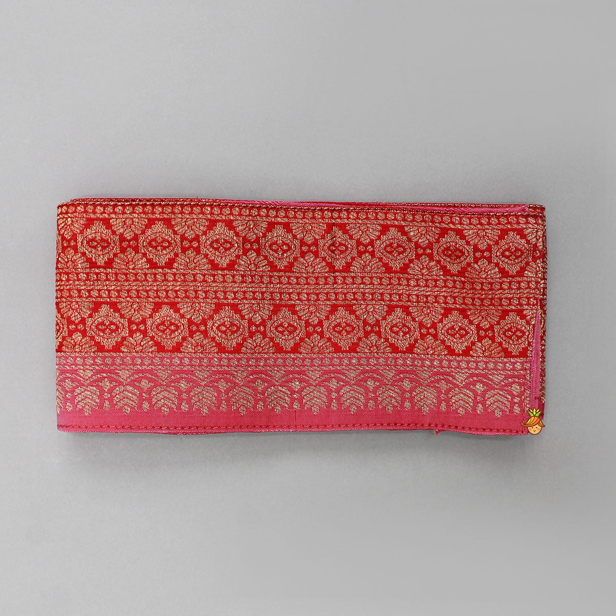Reindeer Embroidered Red Kurta And Pyjama With Shawl
