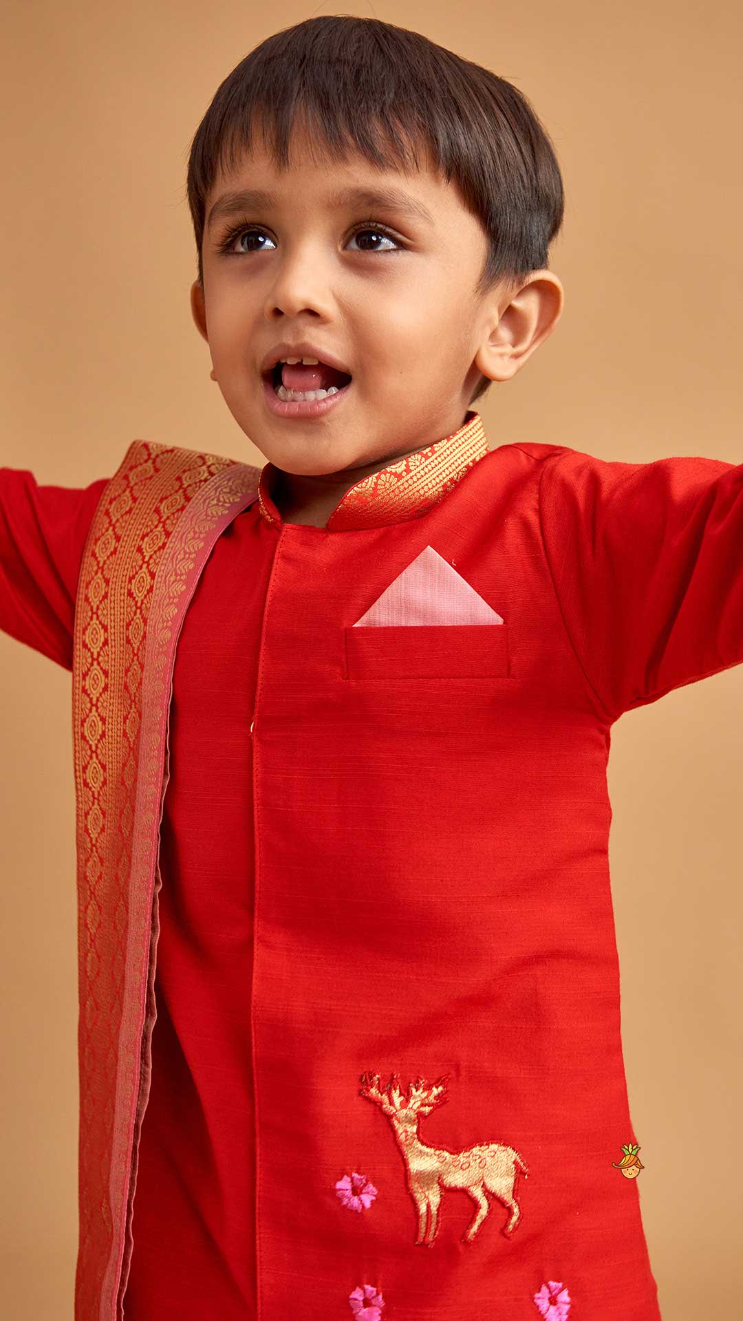 Reindeer Embroidered Red Kurta And Pyjama With Shawl