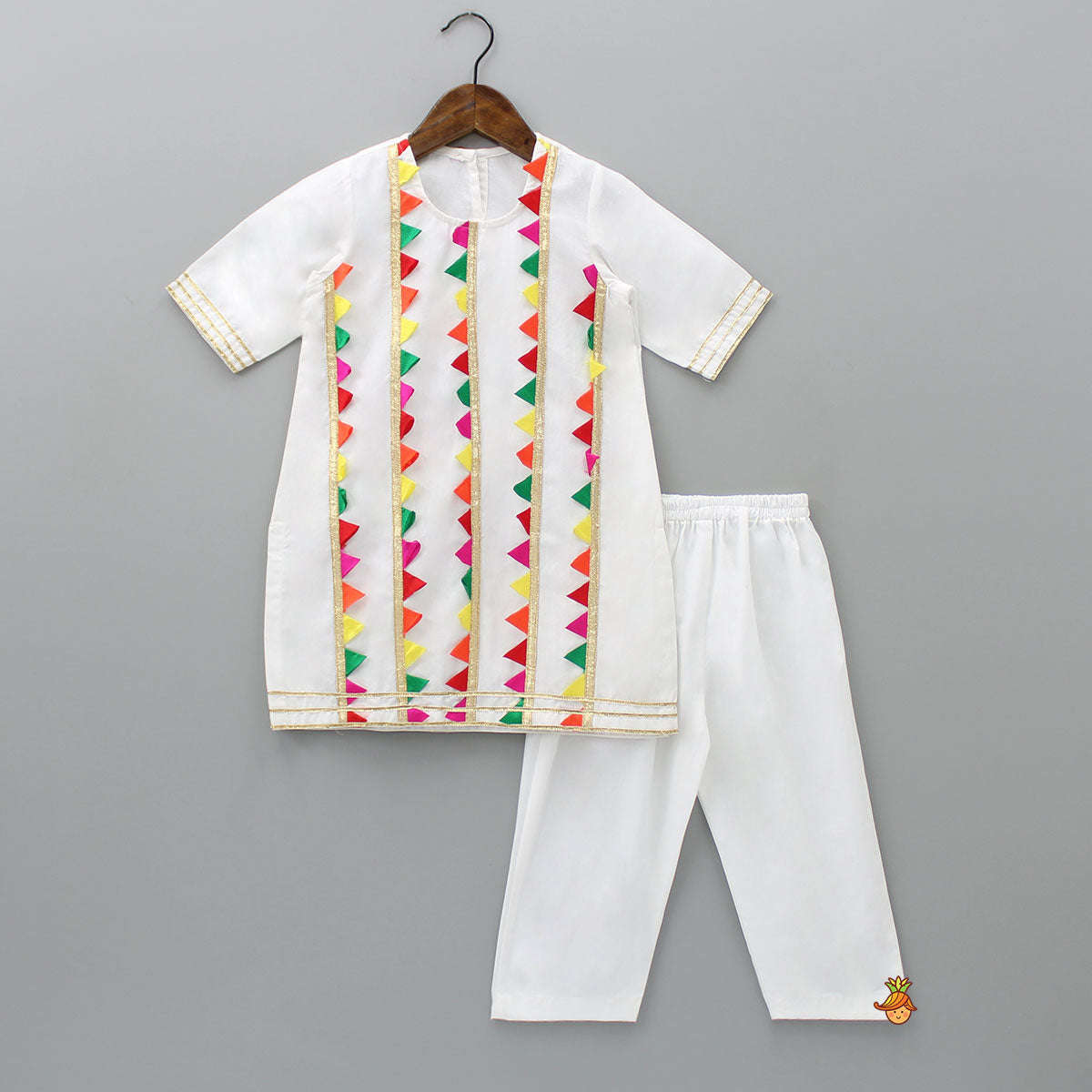Round Neck Colourful Triangles Lace Detail White Kurti And Pant