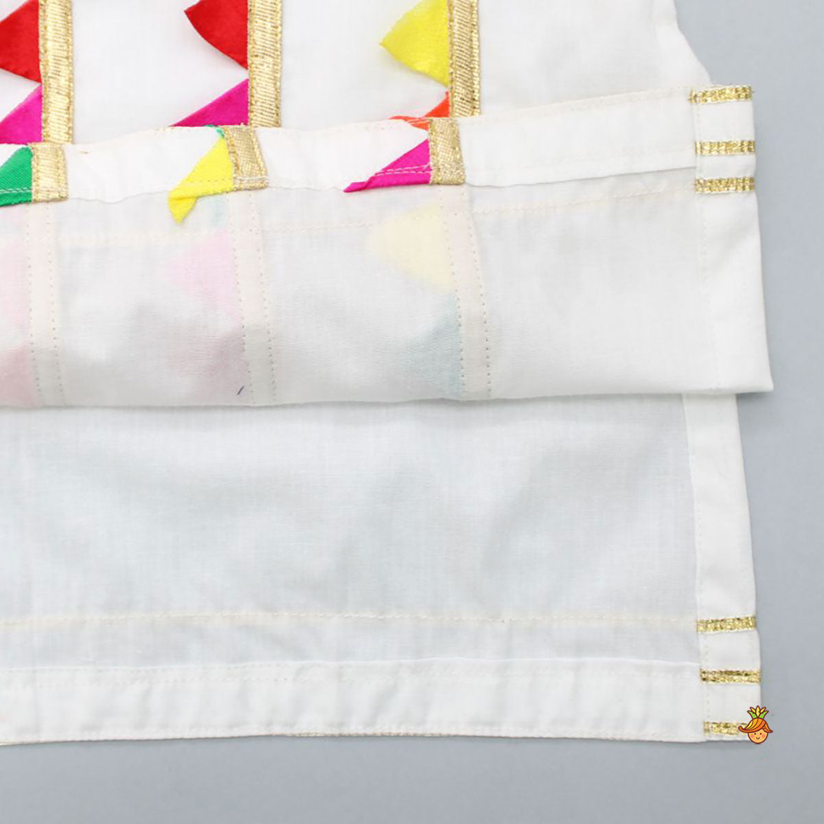 Round Neck Colourful Triangles Lace Detail White Kurti And Pant
