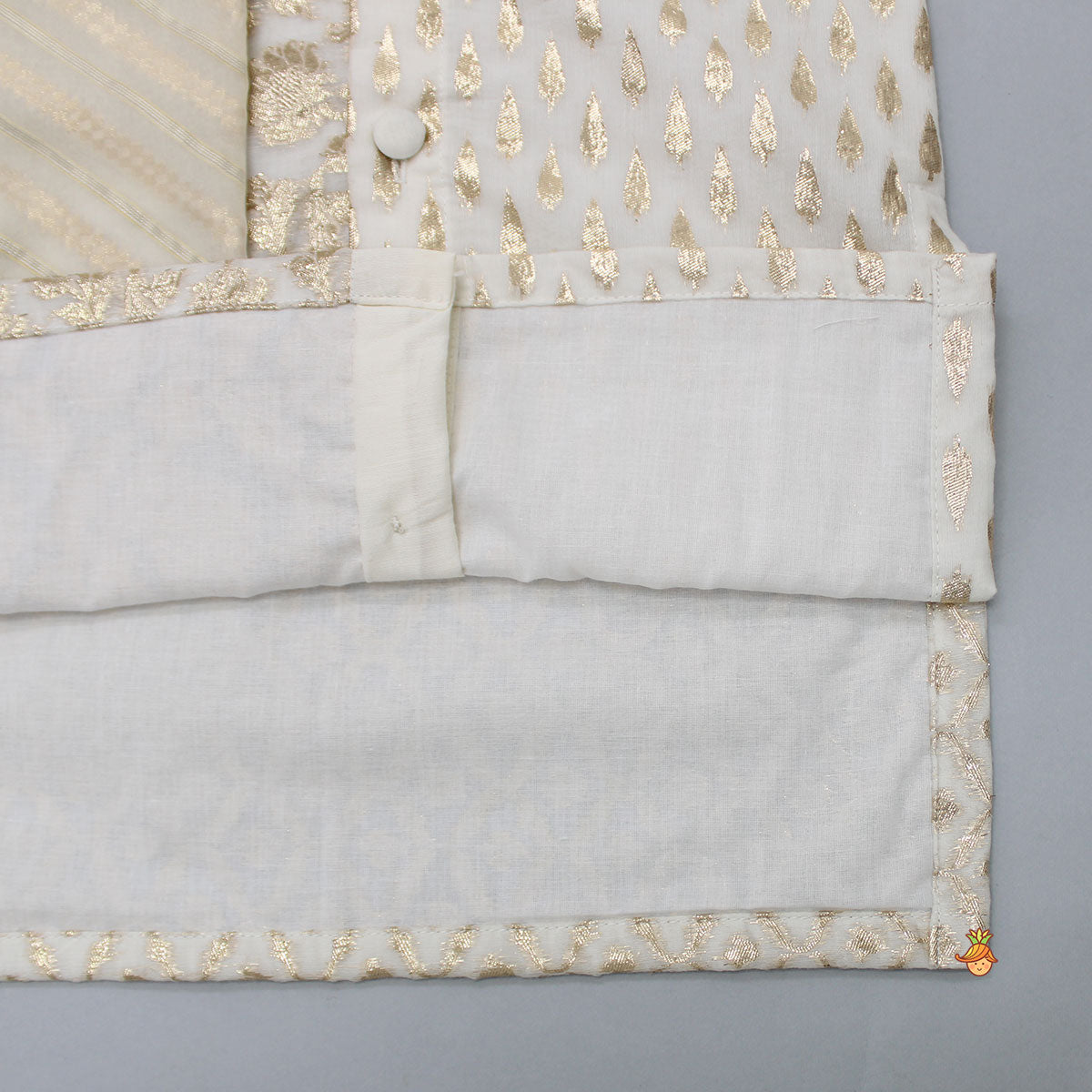 Patch Pocket Detail Chanderi Embroidered Cream Attached Flap Kurta And Pyjama