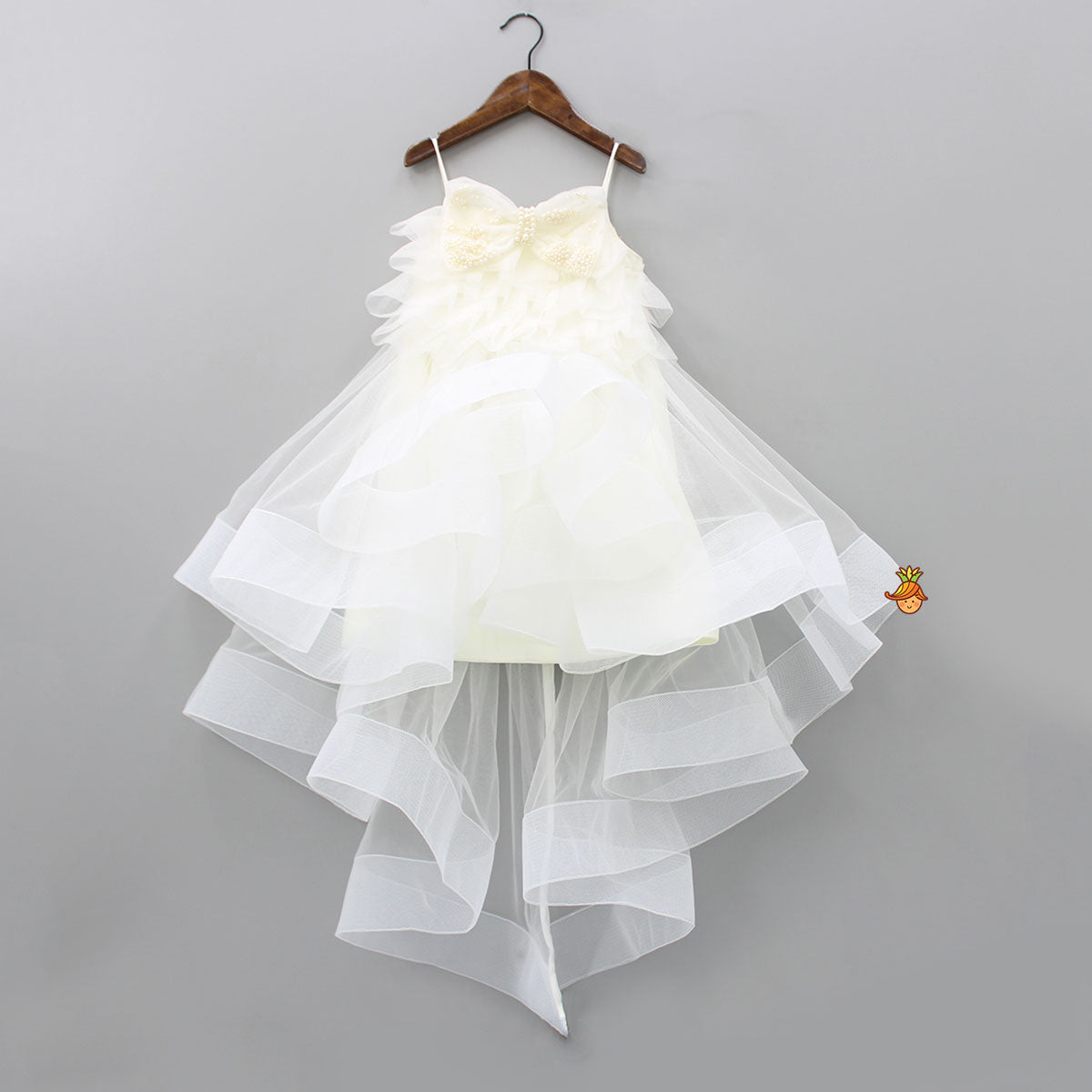 Stylish Off White Trail Dress With Bowie Pearl String Hair Clip