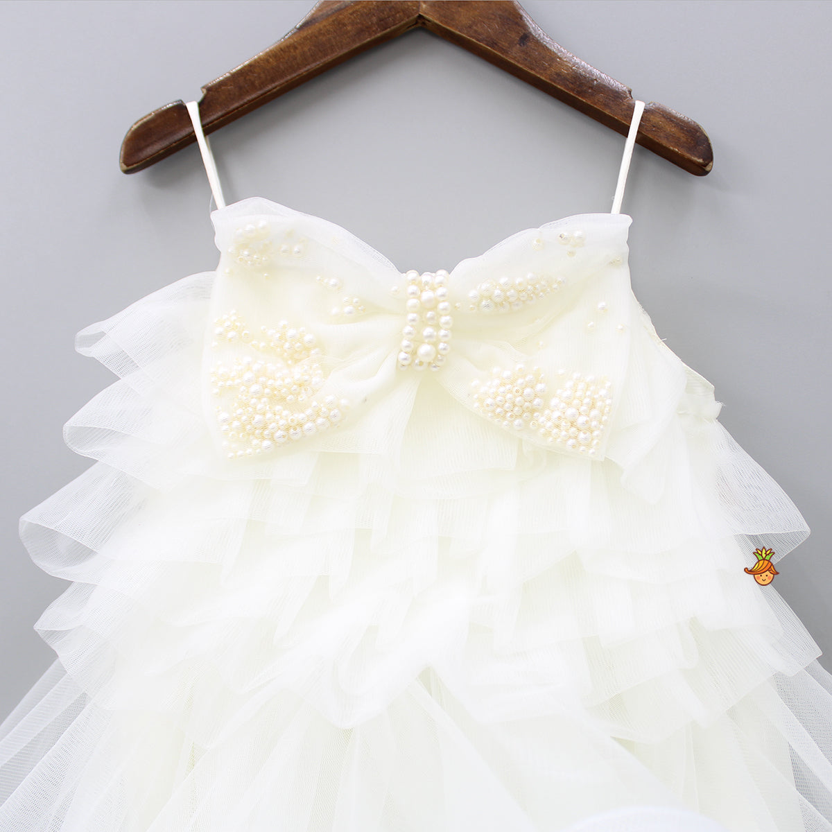 Stylish Off White Trail Dress With Bowie Pearl String Hair Clip