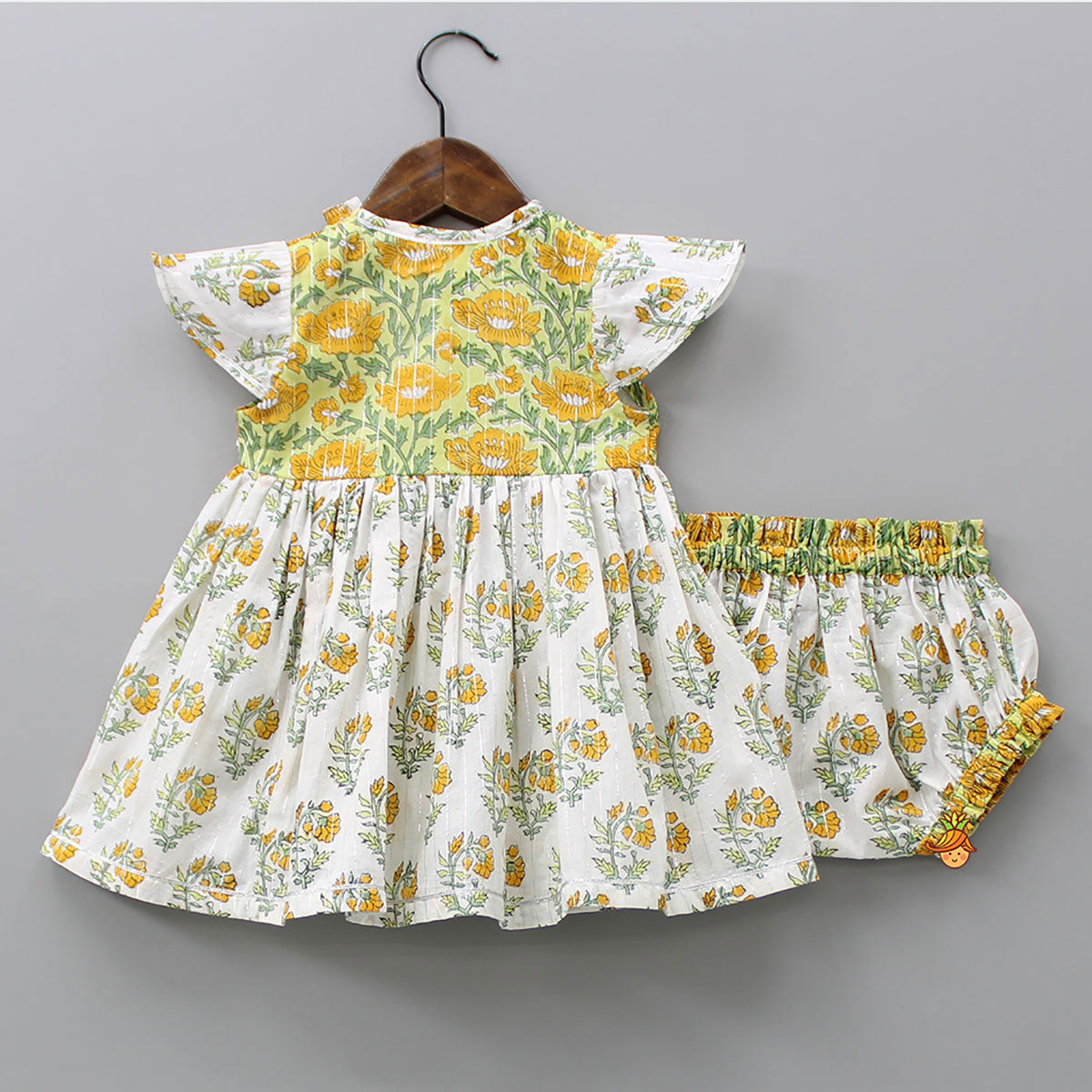 Hand Block Printed Multicolour Infant Baby Set With Swaddle