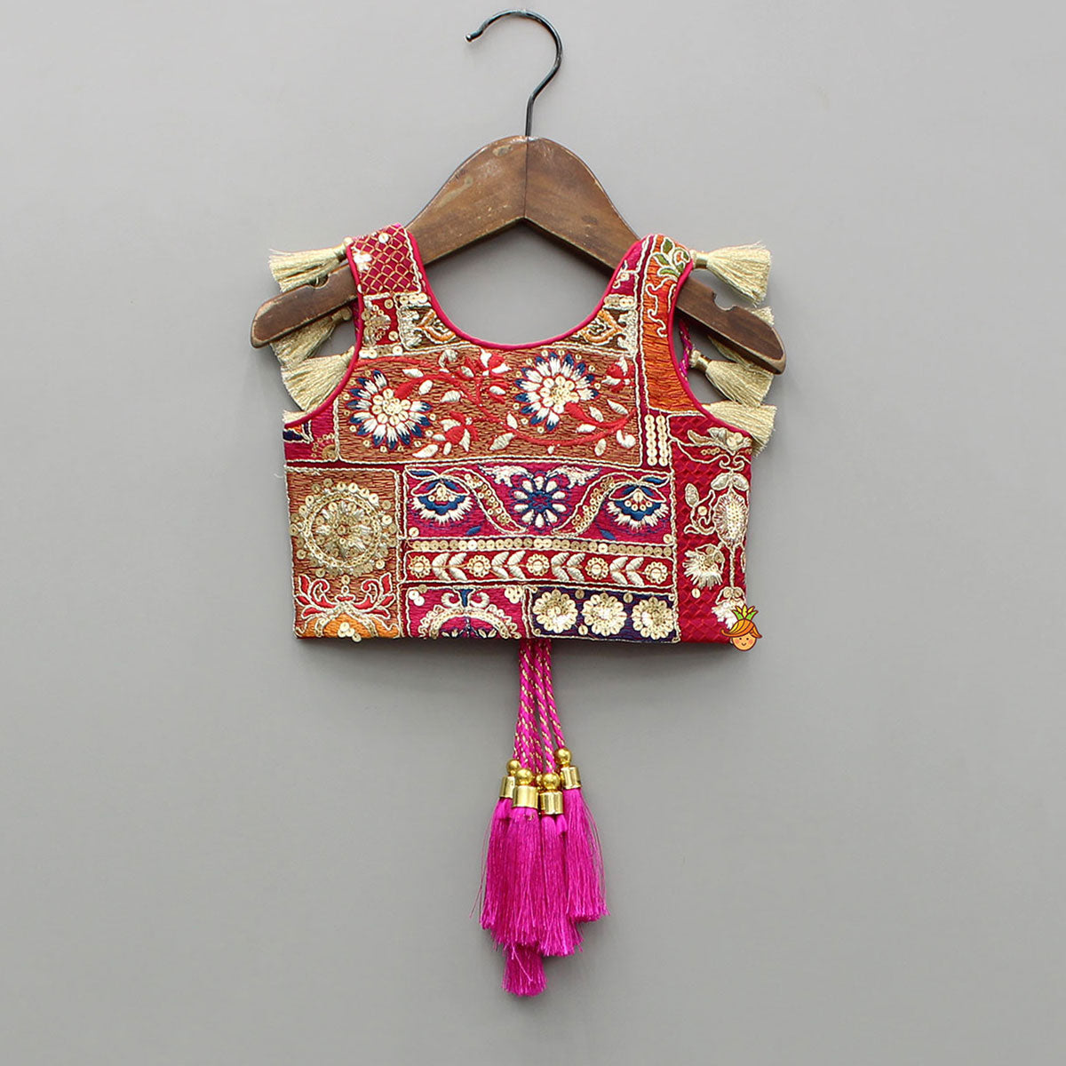 Beautiful Heavy Thread Embroidered Top With Dual Toned Lehenga And Dupatta With Hair Clip
