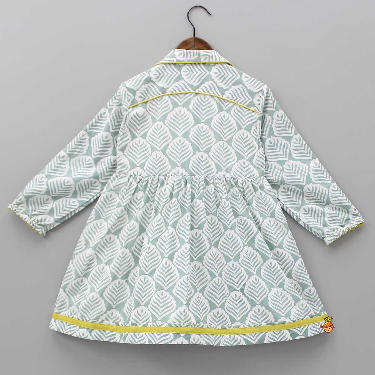 Front Open Collar Neck Green And White Dress