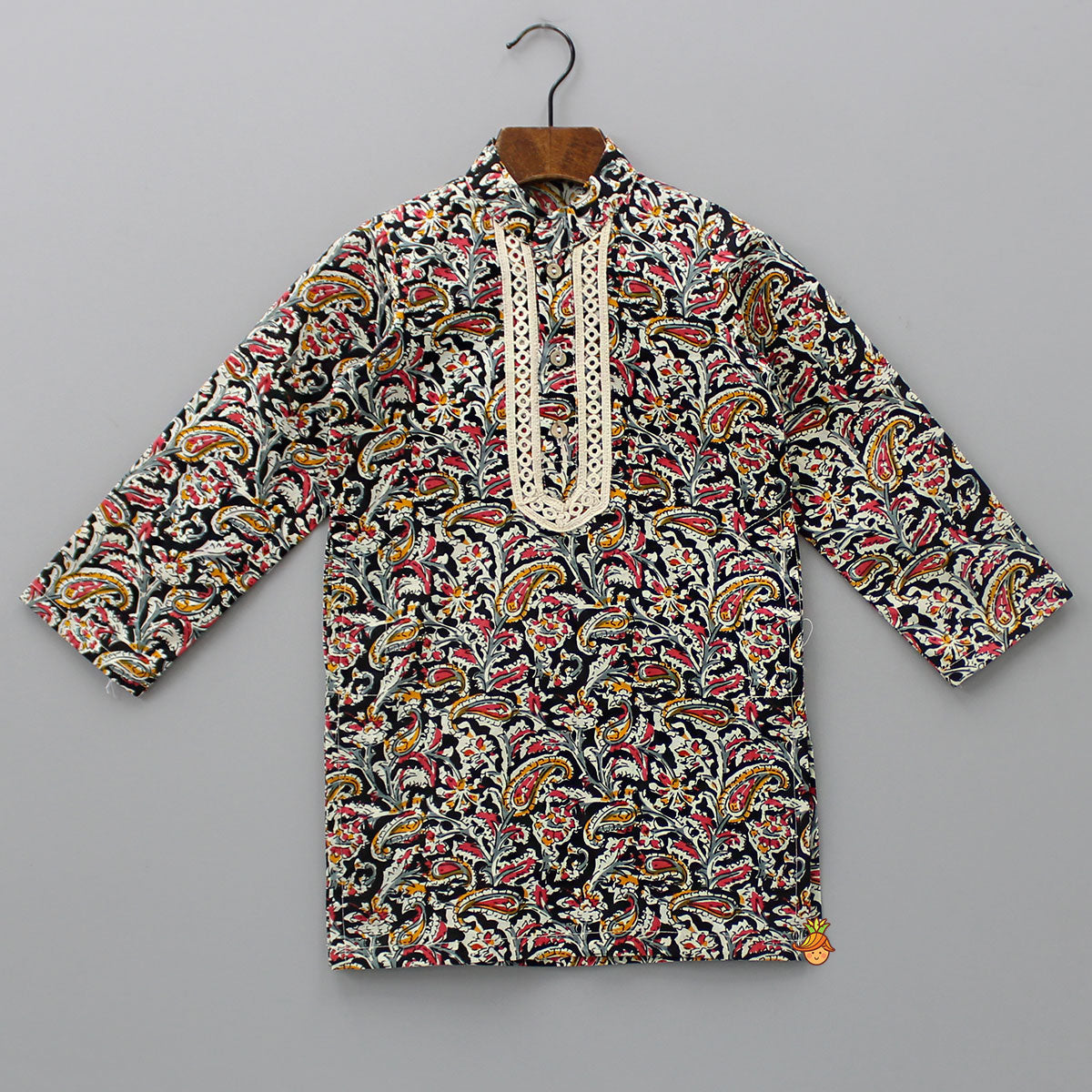 Lace Detail Front Placket Multicolour Printed Kurta And Black Pyjama