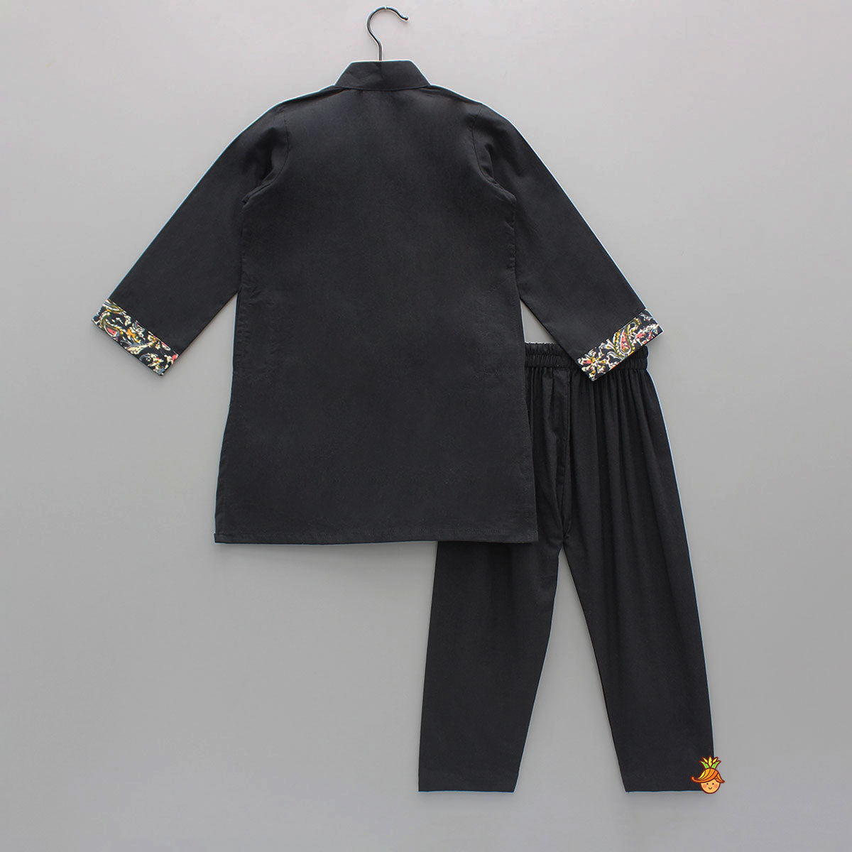 Printed Yoke Black Kurta And Pyjama