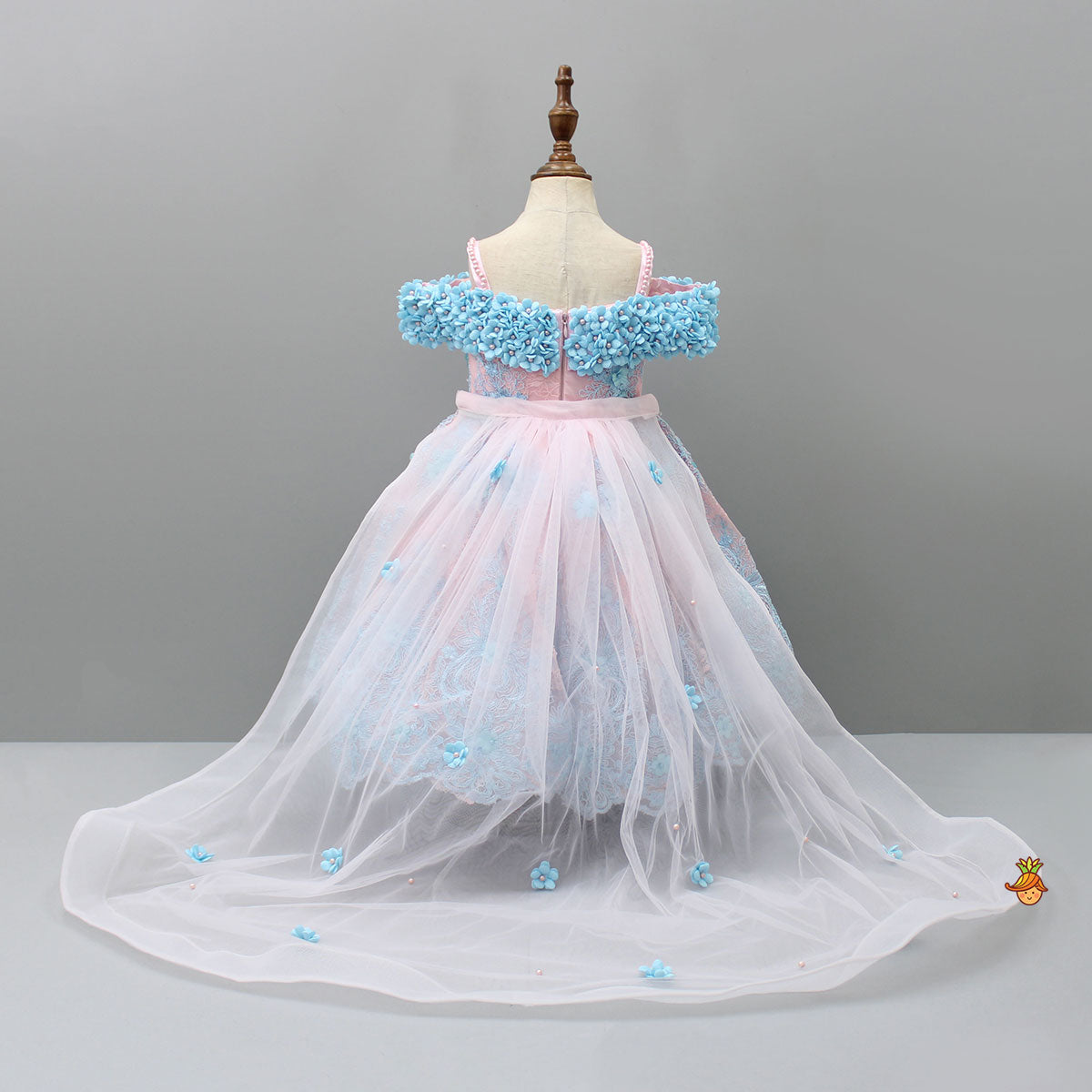Off Shoulder Fabric Flowers Adorned Dual Tone Wings Gown With Detachable Trail And Matching Hair Clip