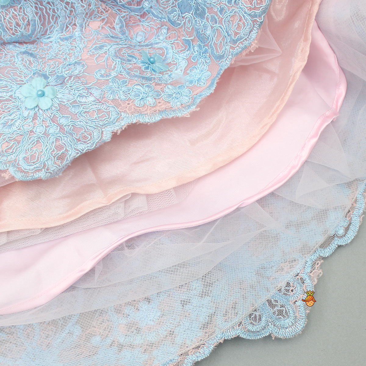 Off Shoulder Fabric Flowers Adorned Dual Tone Wings Gown With Detachable Trail And Matching Hair Clip