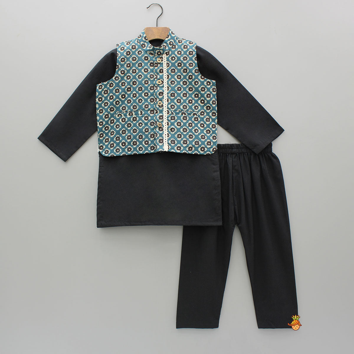 Pockets Detail Black Kurta With Printed Jacket And Pyjama