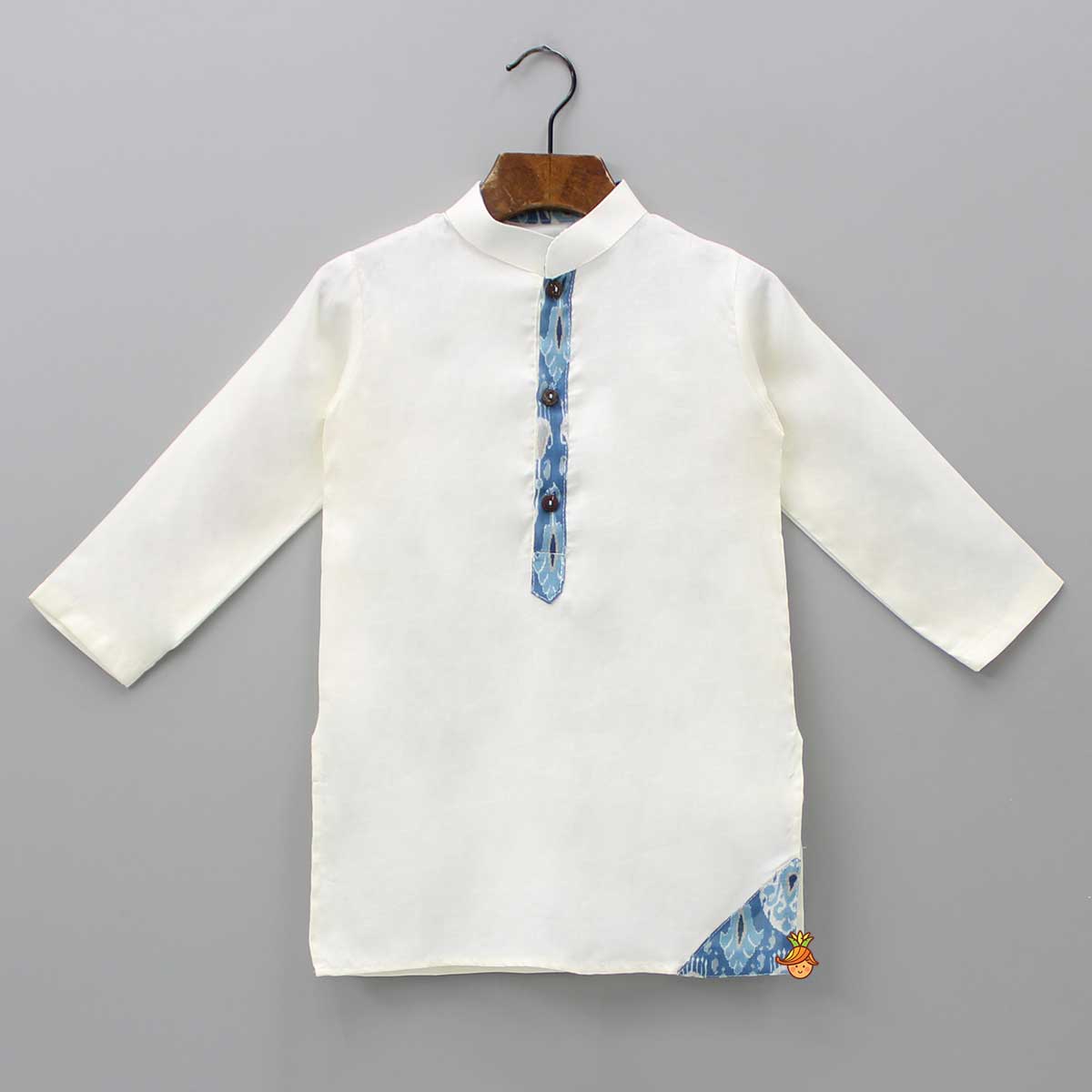 Off White Kurta With Stylish Hem Jacket And Pyjama