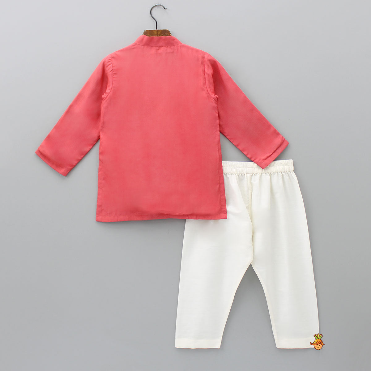 Side Buttons Detail Kurta And Pyjama