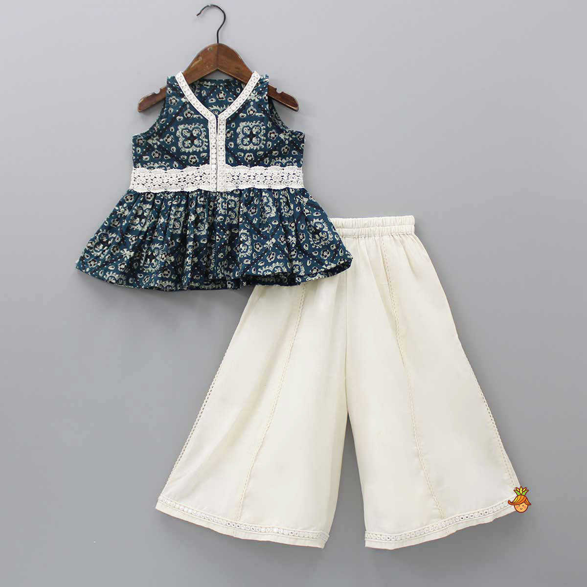 Printed Top And Flared Off White Palazzo