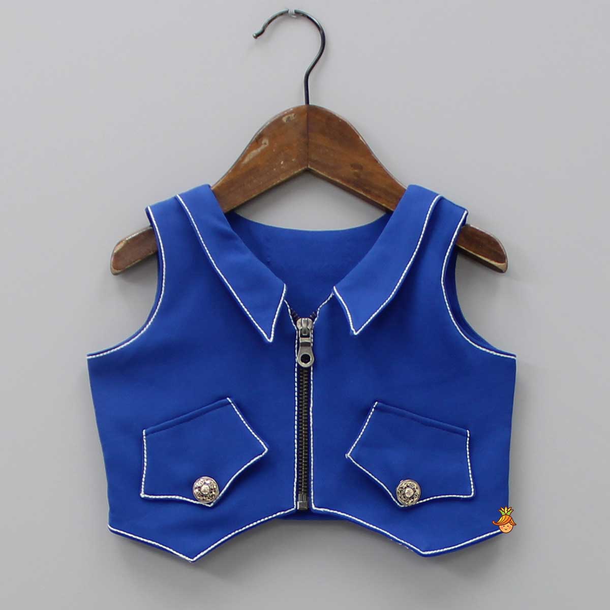 Collar Neck Blue Top And Pocket Detail Pant