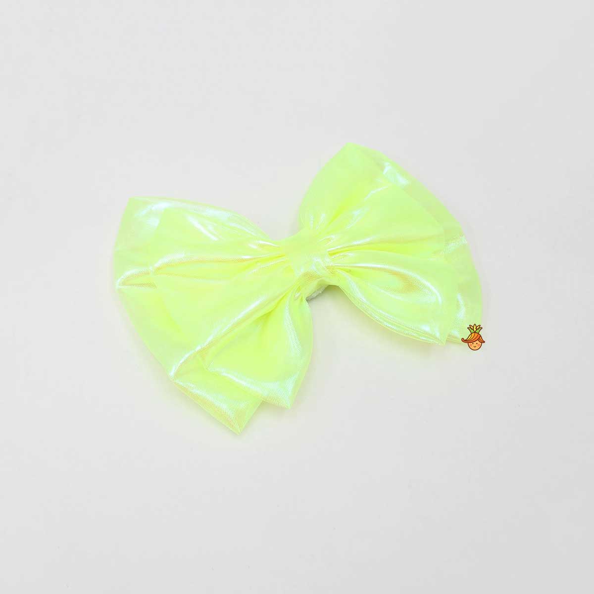Green Shimmery Cute Hair Clip