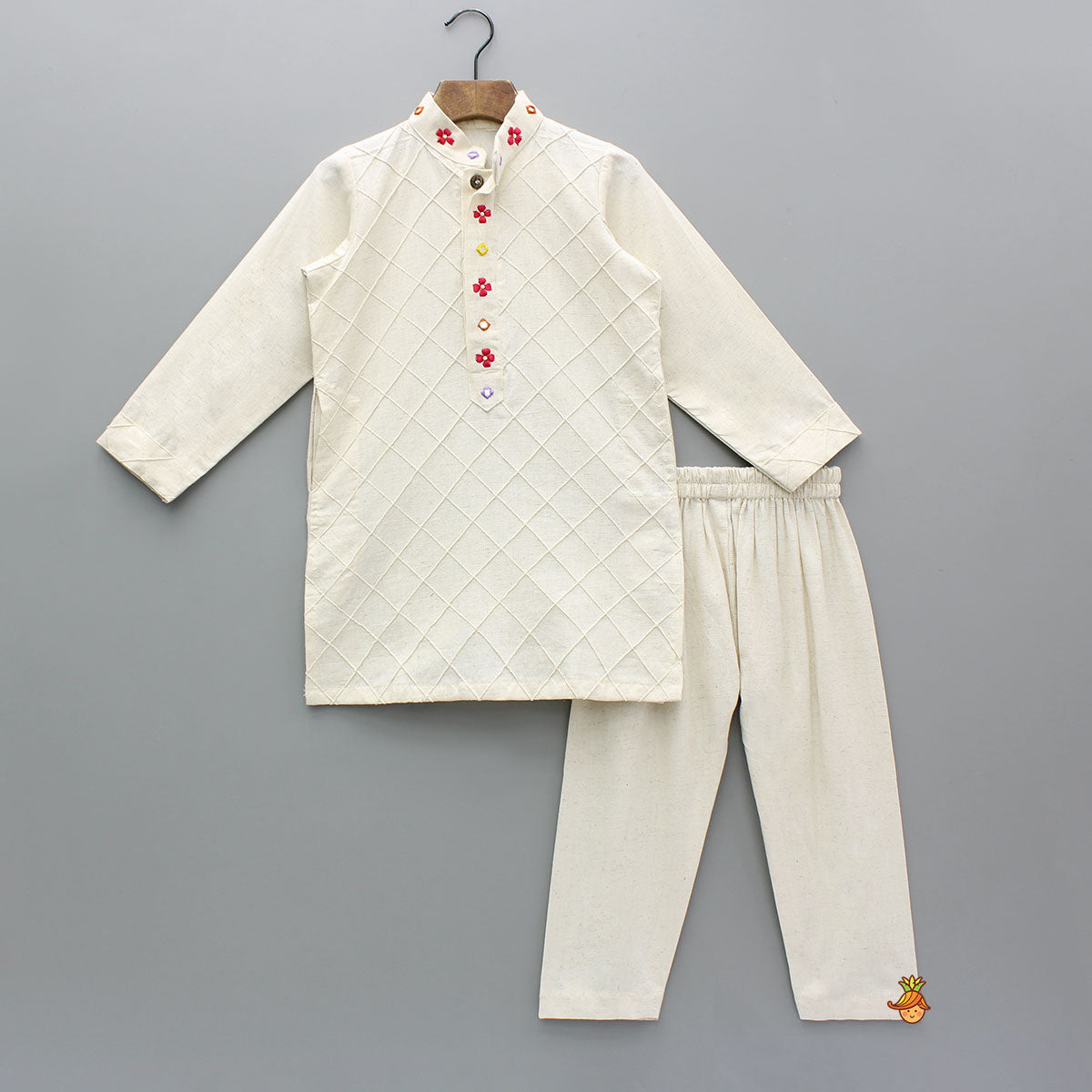 Off White Pintuck Embroidered Kurta With Pyjama