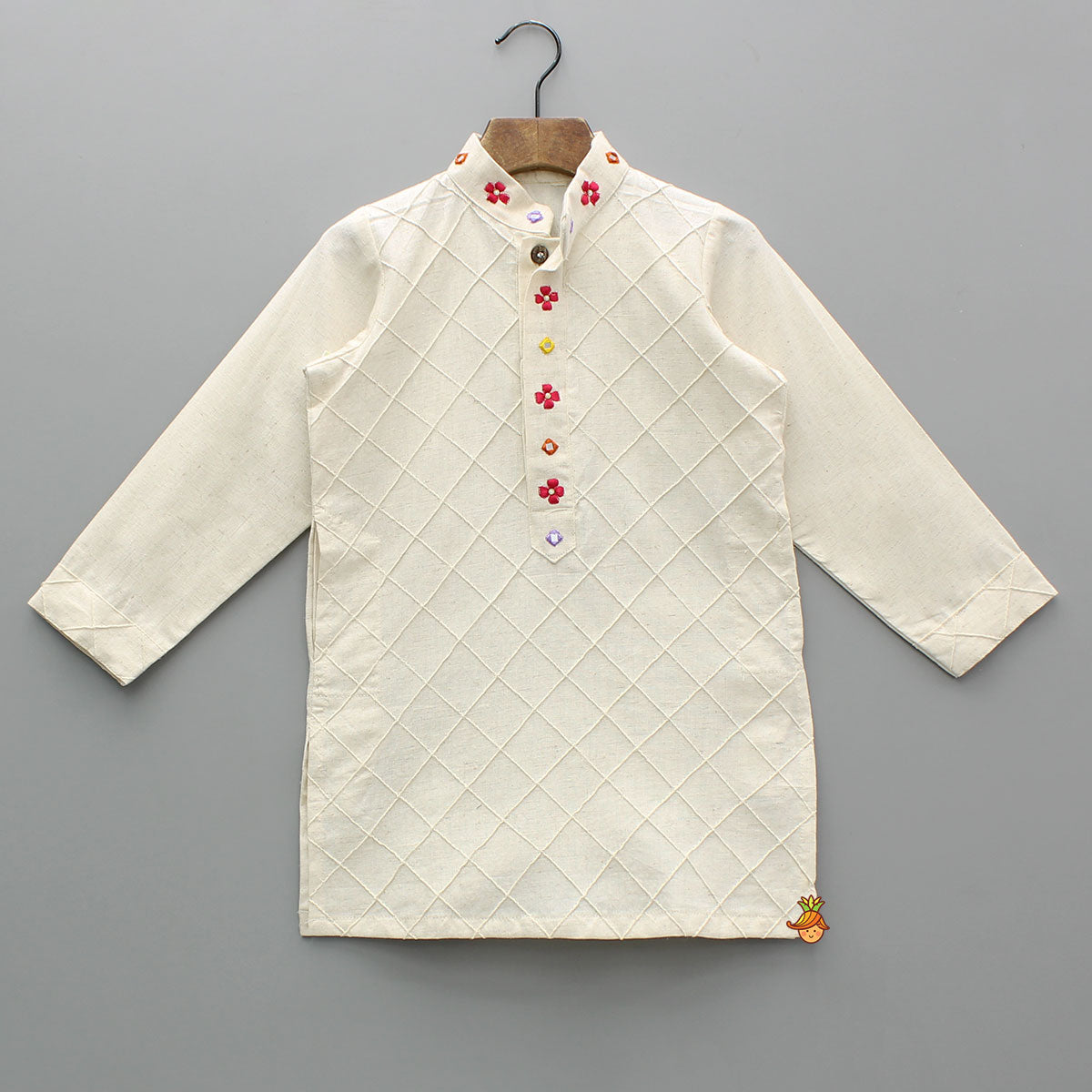 Off White Pintuck Embroidered Kurta With Pyjama