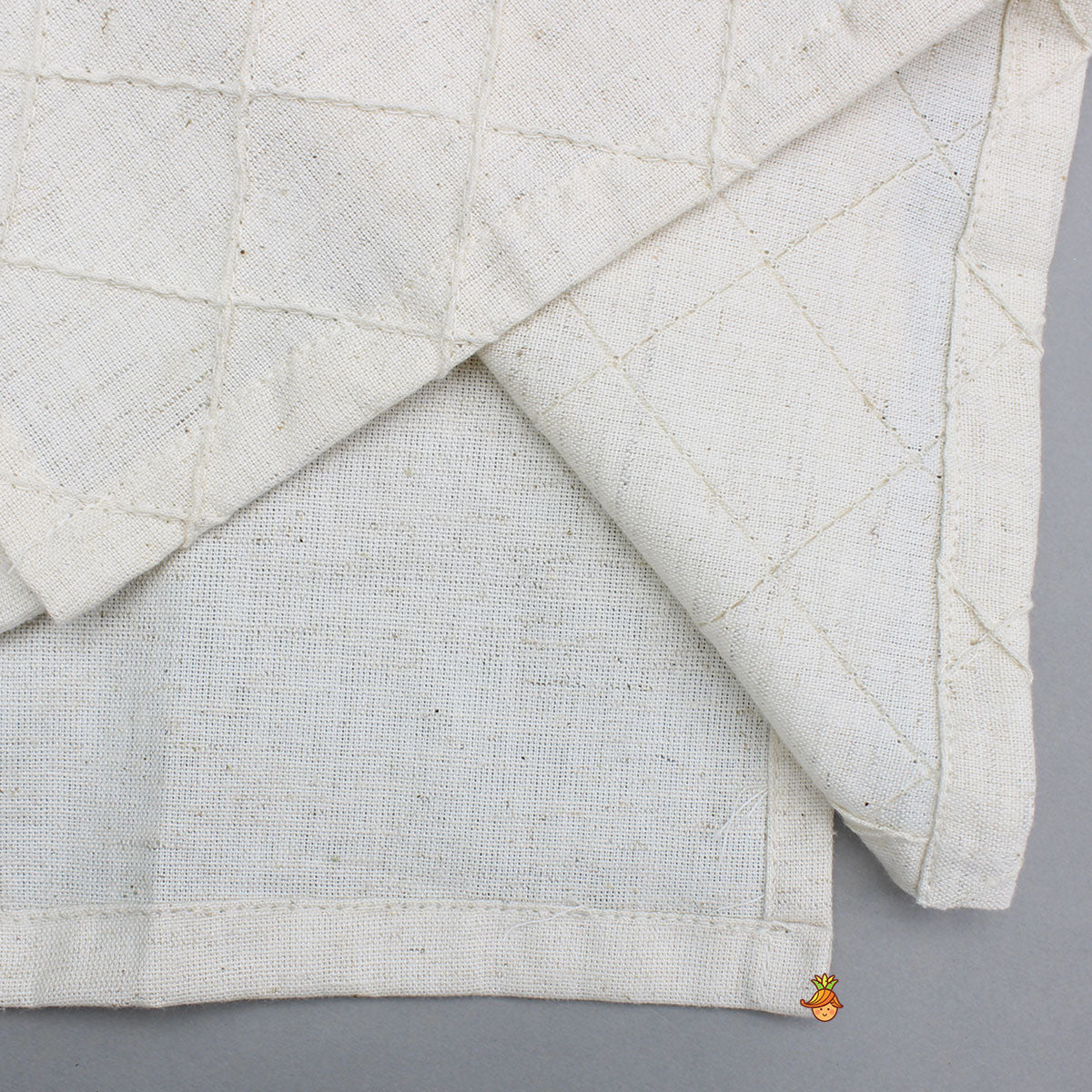 Off White Pintuck Embroidered Kurta With Pyjama
