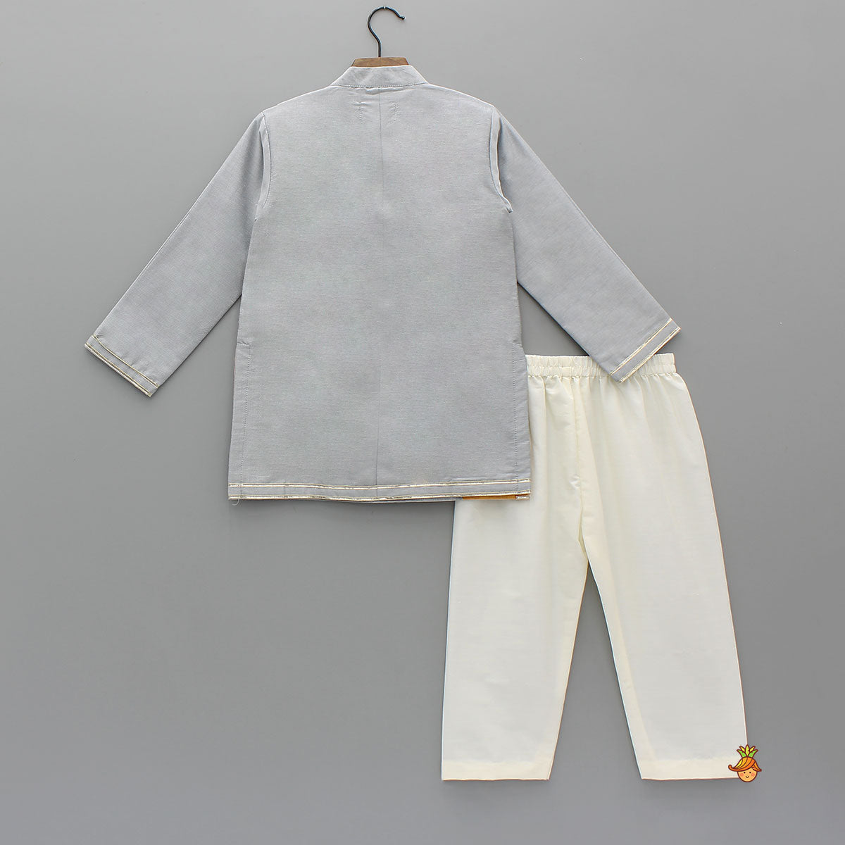 Foral Printed Attached Flap Colour Block Kurta With Pyjama