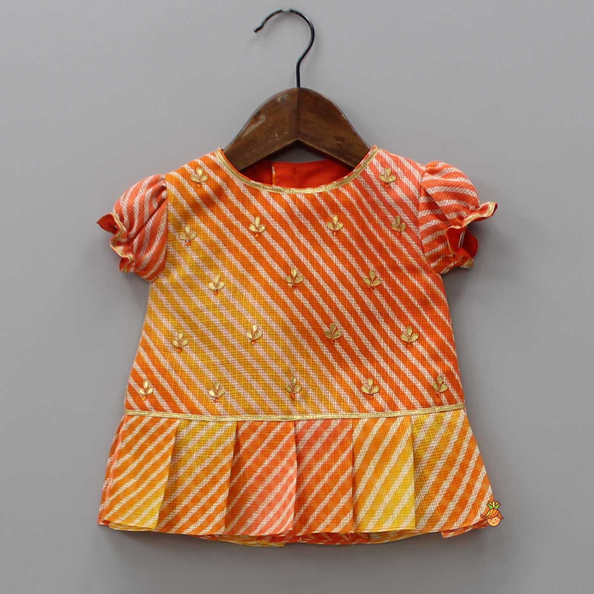 Leheriya Printed Puff Sleeves Top And Orange Bloomer