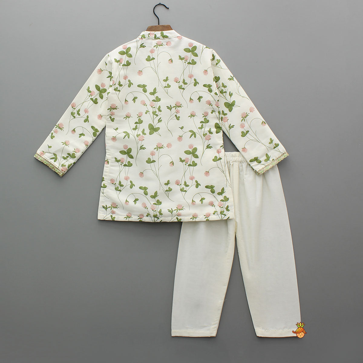 Floral Printed Kurta With Off White Pyjama