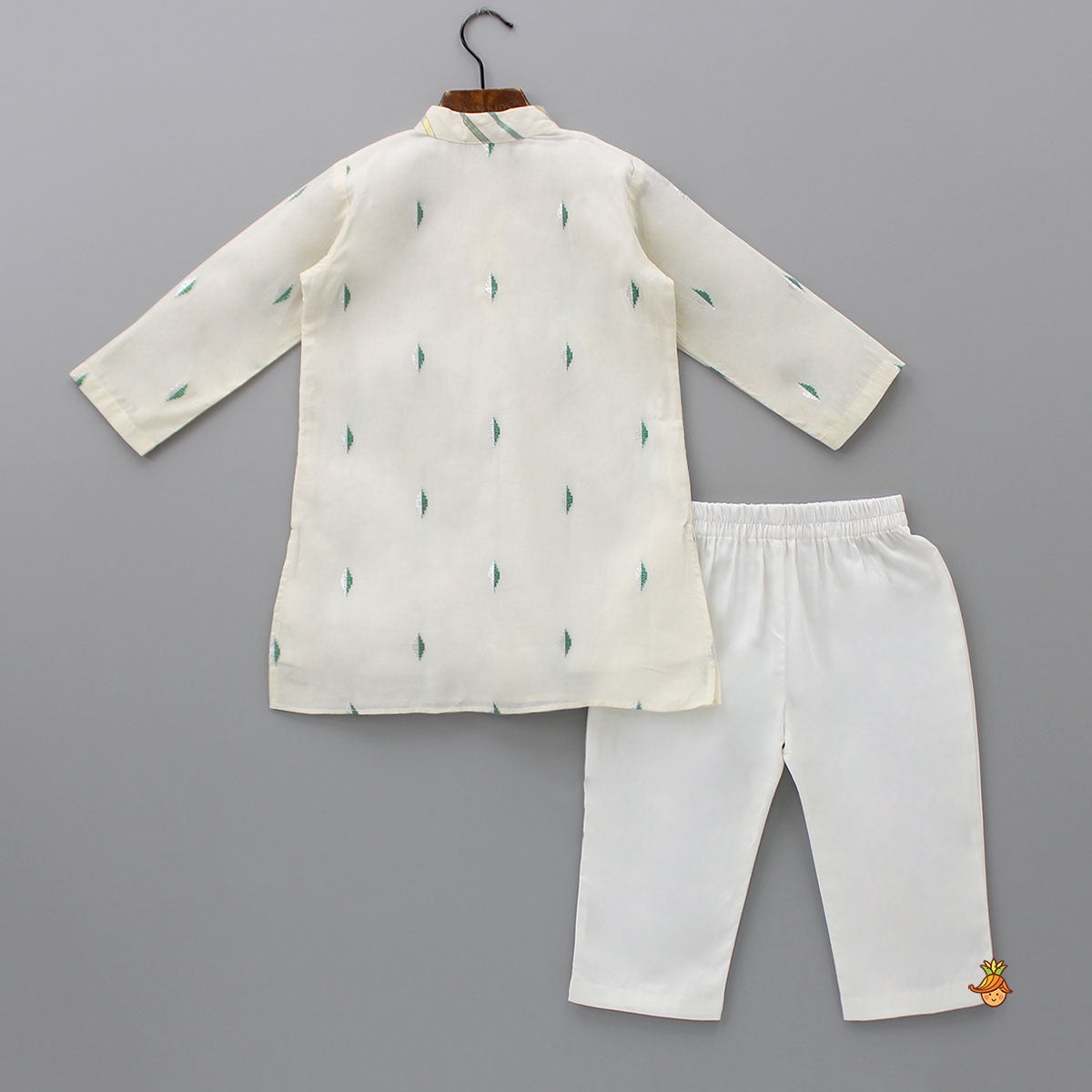 Off White Embroidered Kurta With Pyjama