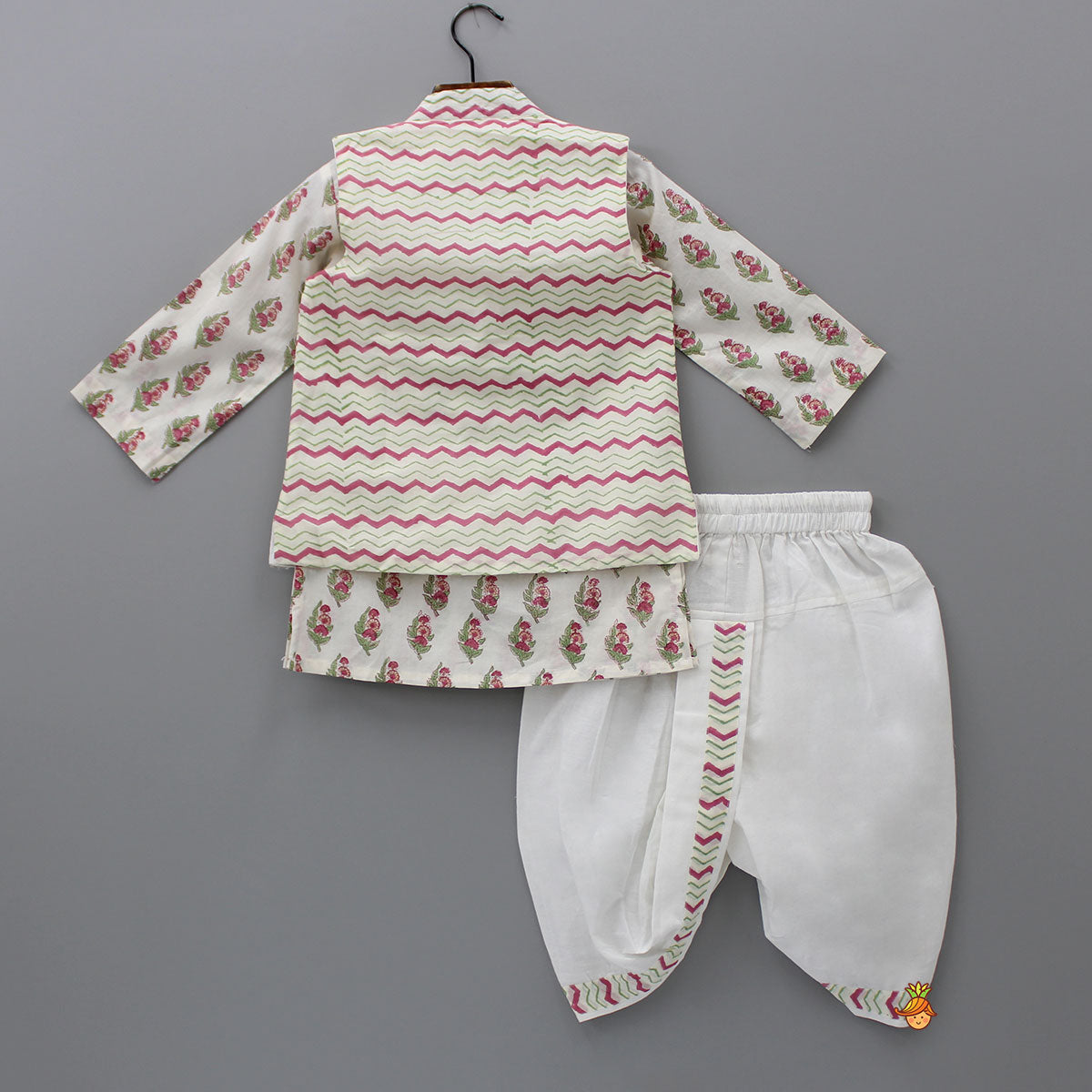 Floral Printed Kurta And Chevron Printed Jacket With Dhoti