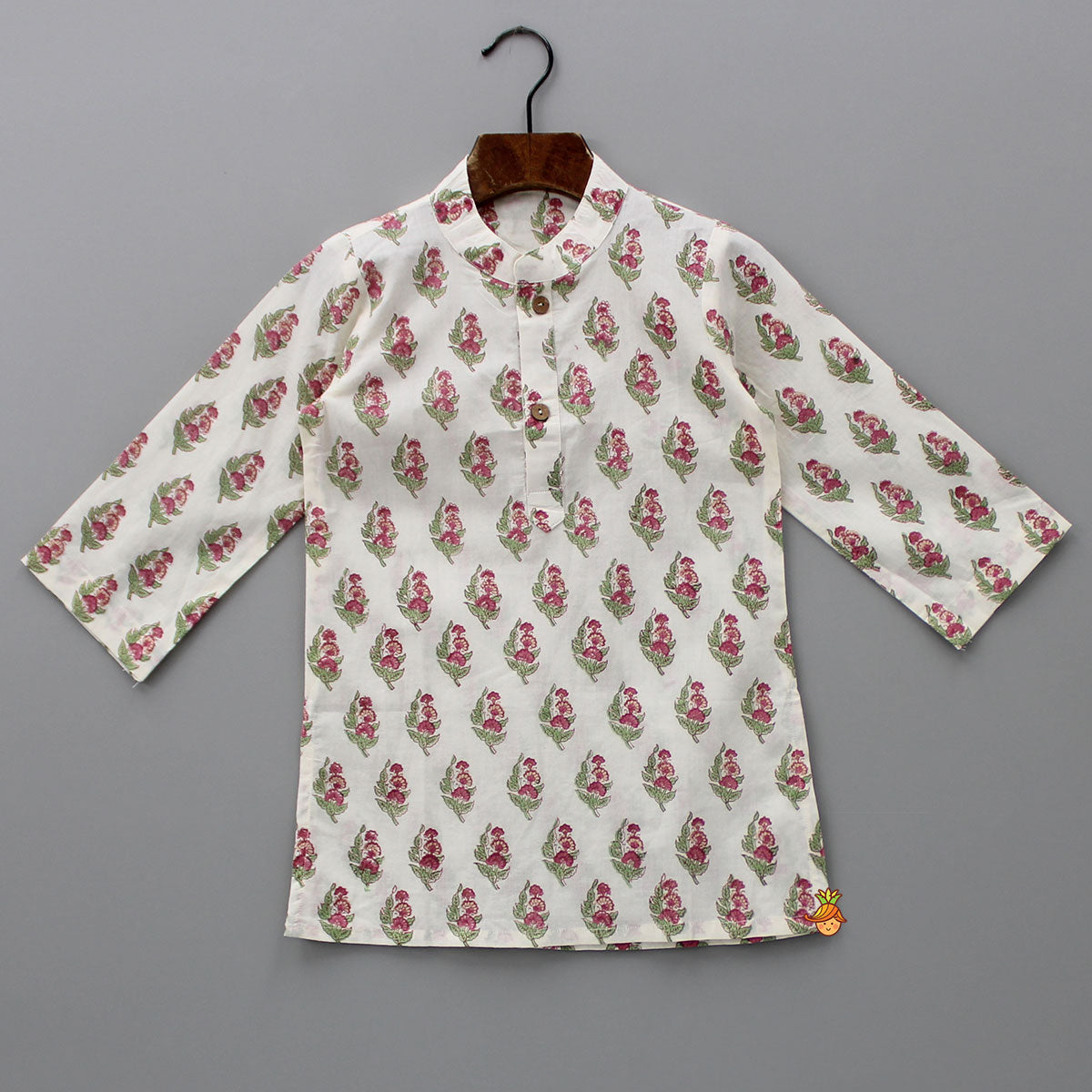Floral Printed Kurta And Chevron Printed Jacket With Dhoti