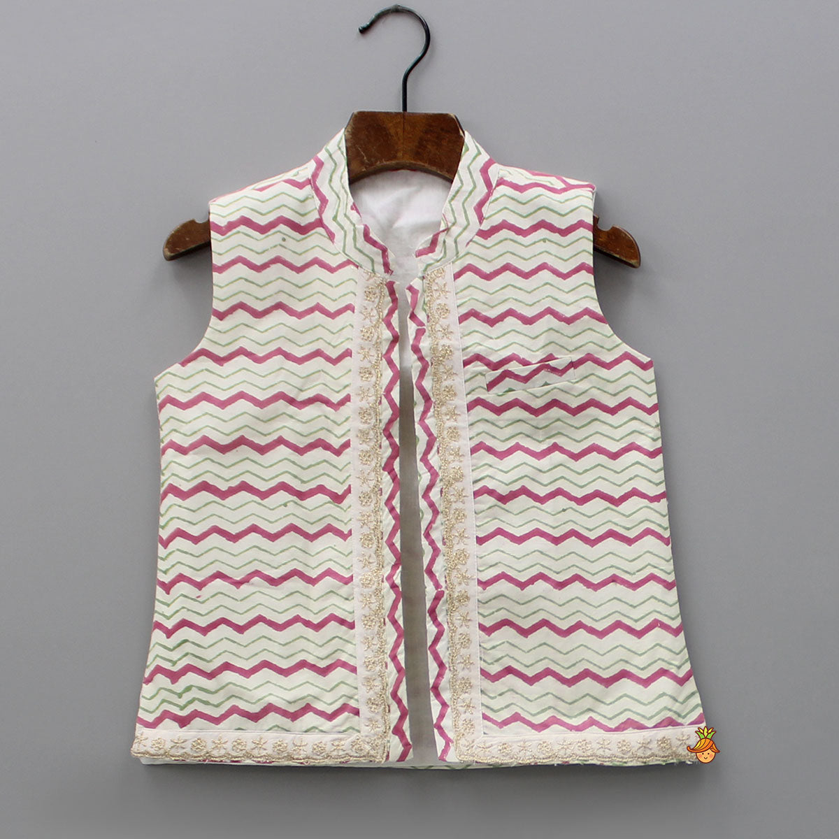 Floral Printed Kurta And Chevron Printed Jacket With Dhoti