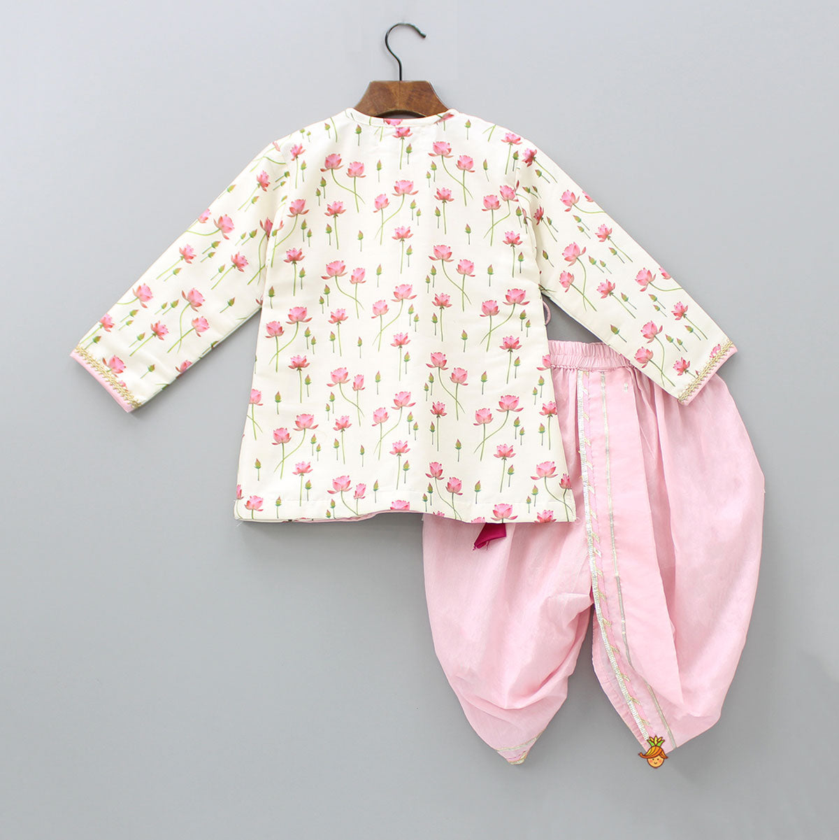 Off White Tie Up Angarkha Kurta And Dhoti With Pink Mukut