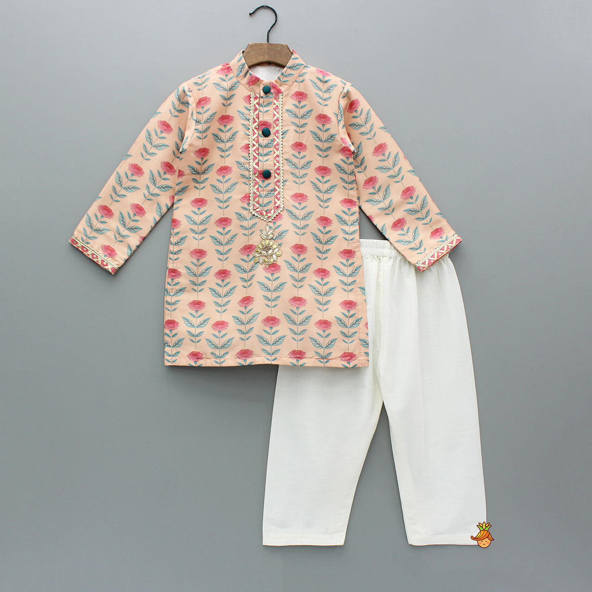 Peach Floral Printed Kurta With Pyjama