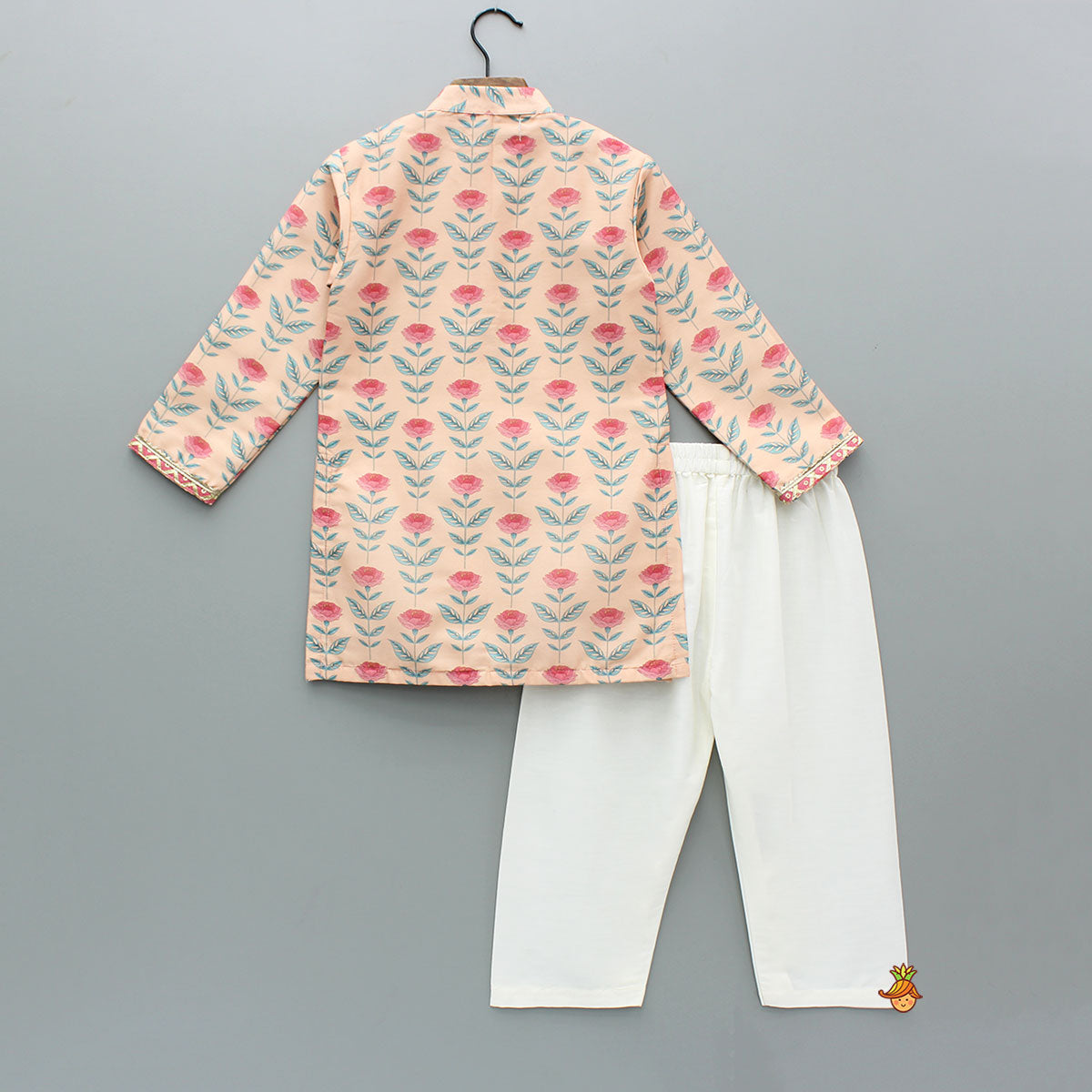 Peach Floral Printed Kurta With Pyjama