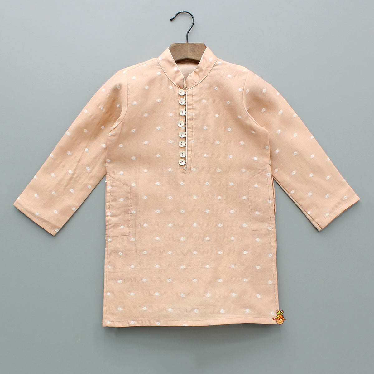 Butti Work Peach Kurta And Pyjama