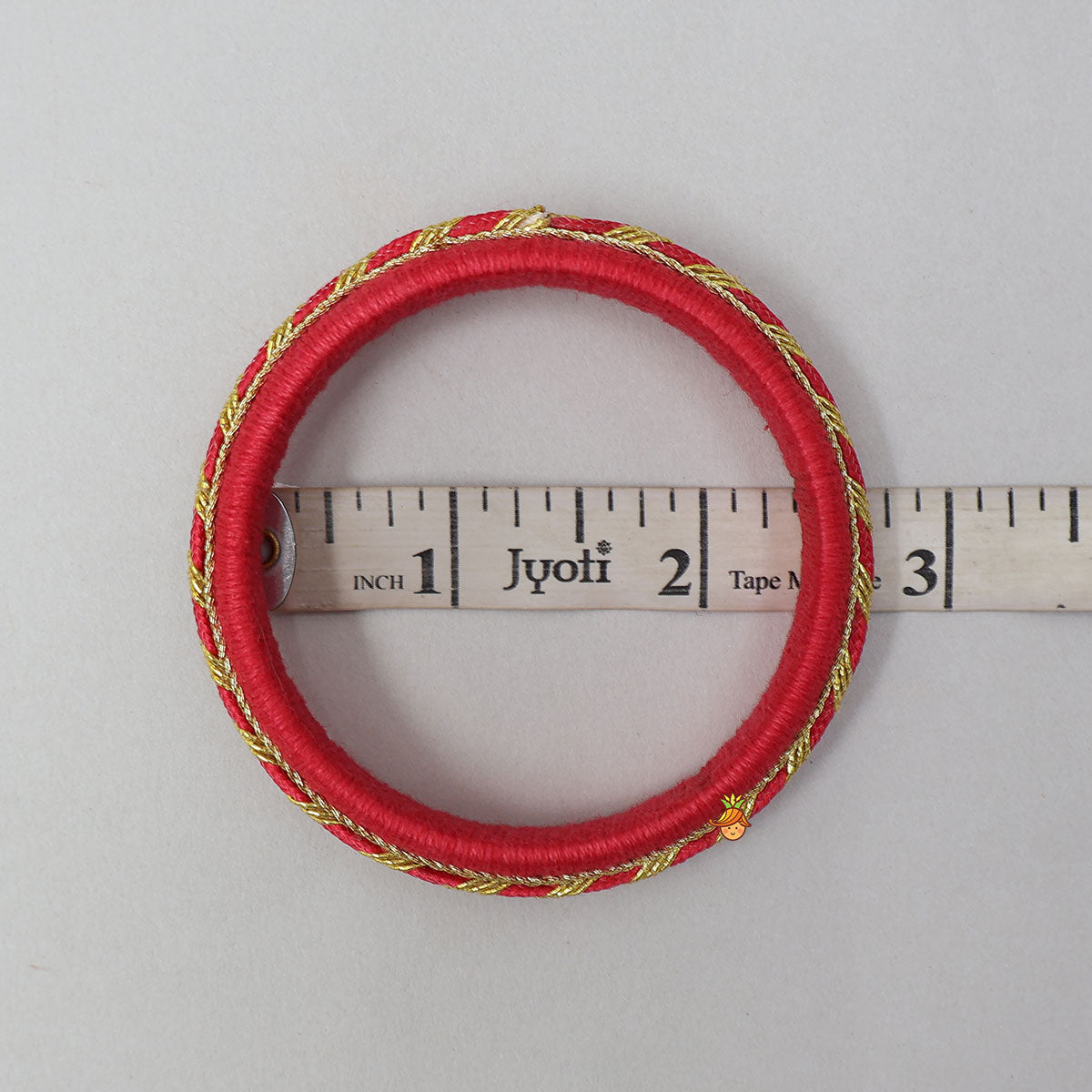 Pink Thread And Lace Detailed Bangles Set