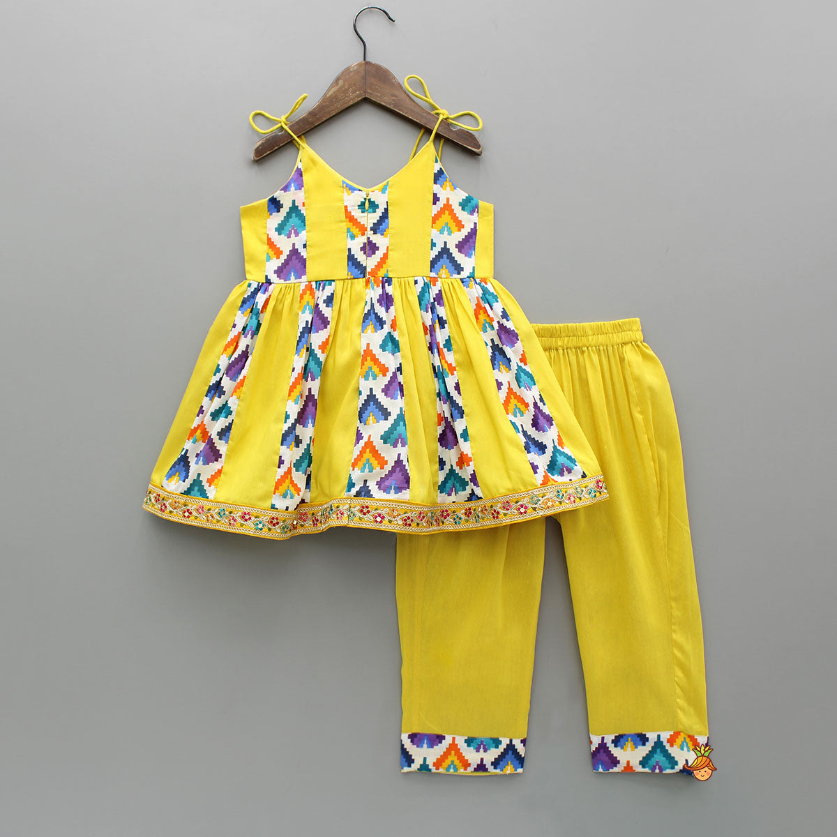 Printed Tie Up Strappy Kurti And Matching Pant