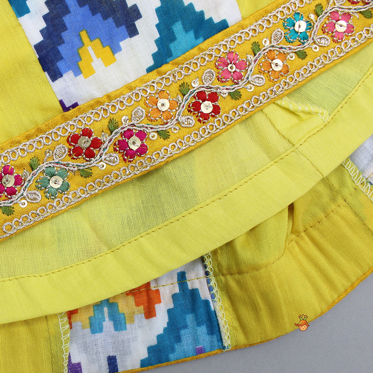 Printed Tie Up Strappy Kurti And Matching Pant