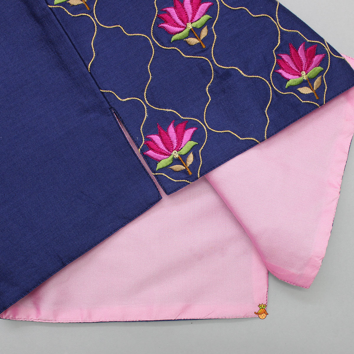 Kurta And Floral Thread Embroidered Jacket With Pyjama