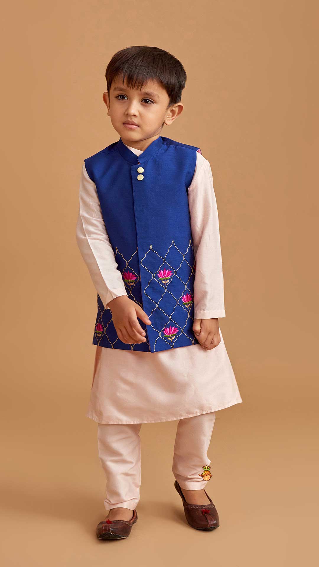 Kurta And Floral Thread Embroidered Jacket With Pyjama