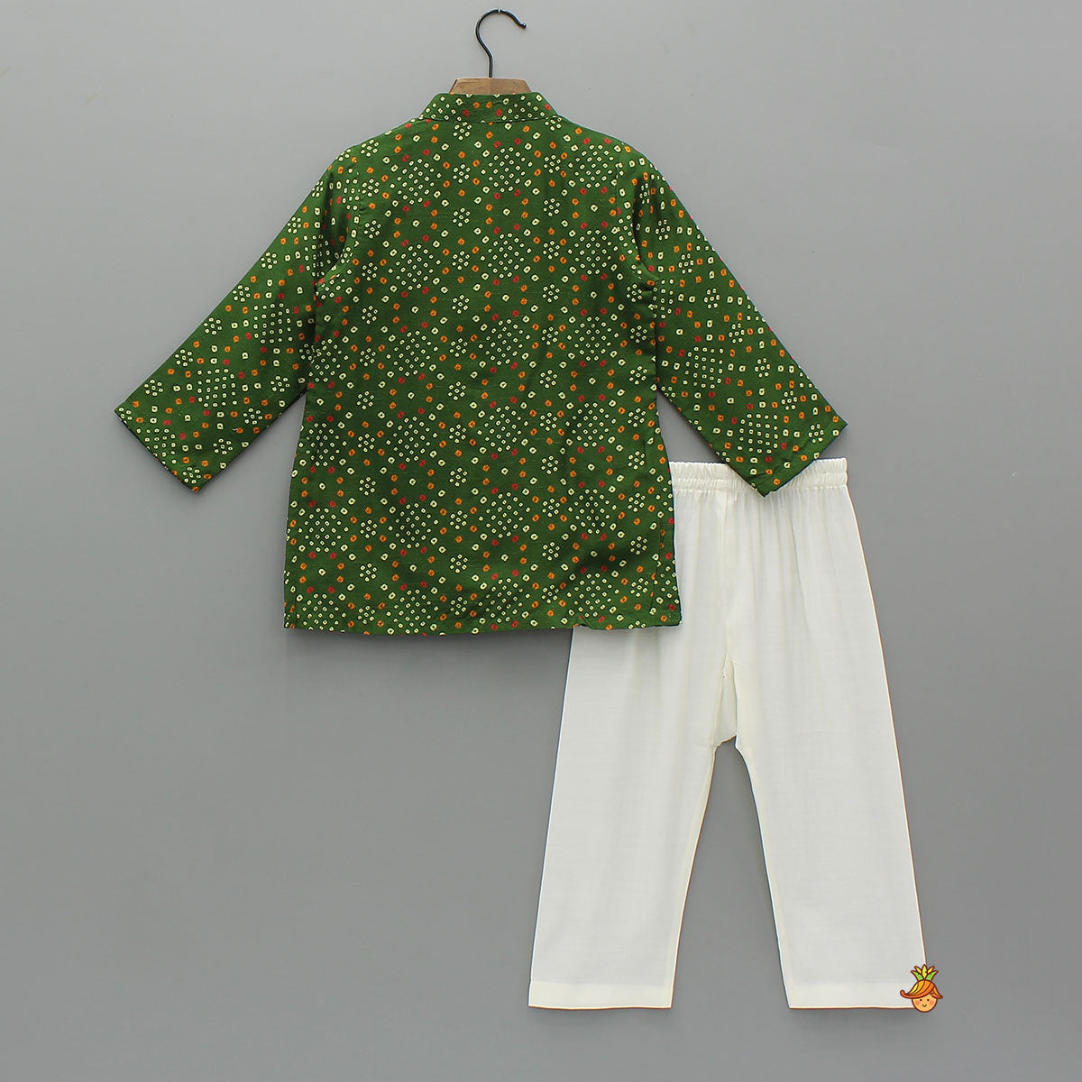 Bandhani Printed Green Kurta And Pyjama