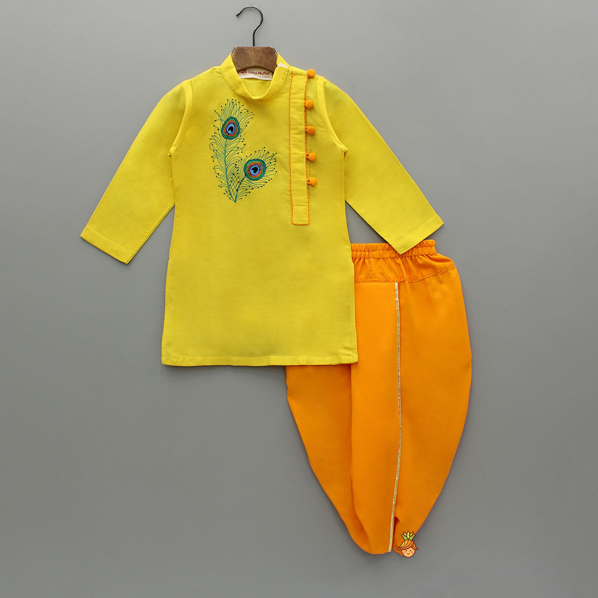 Yellow Embroidered Kurta And Dhoti With Mukut