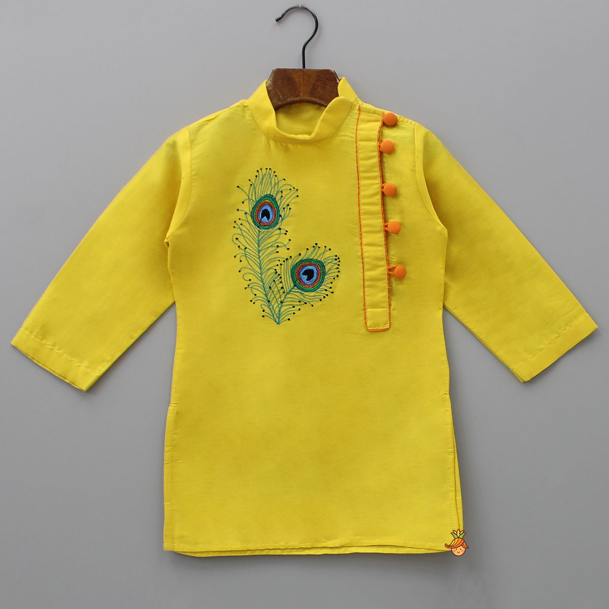 Yellow Embroidered Kurta And Dhoti With Mukut
