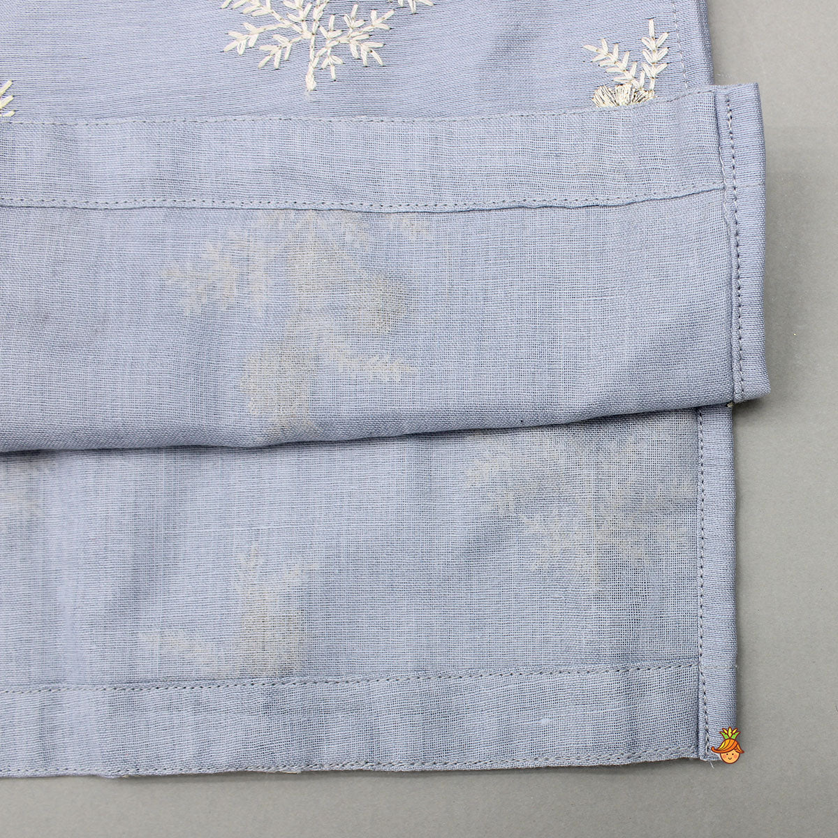 Zari Thread Embroidered Grey Kurta With Dhoti