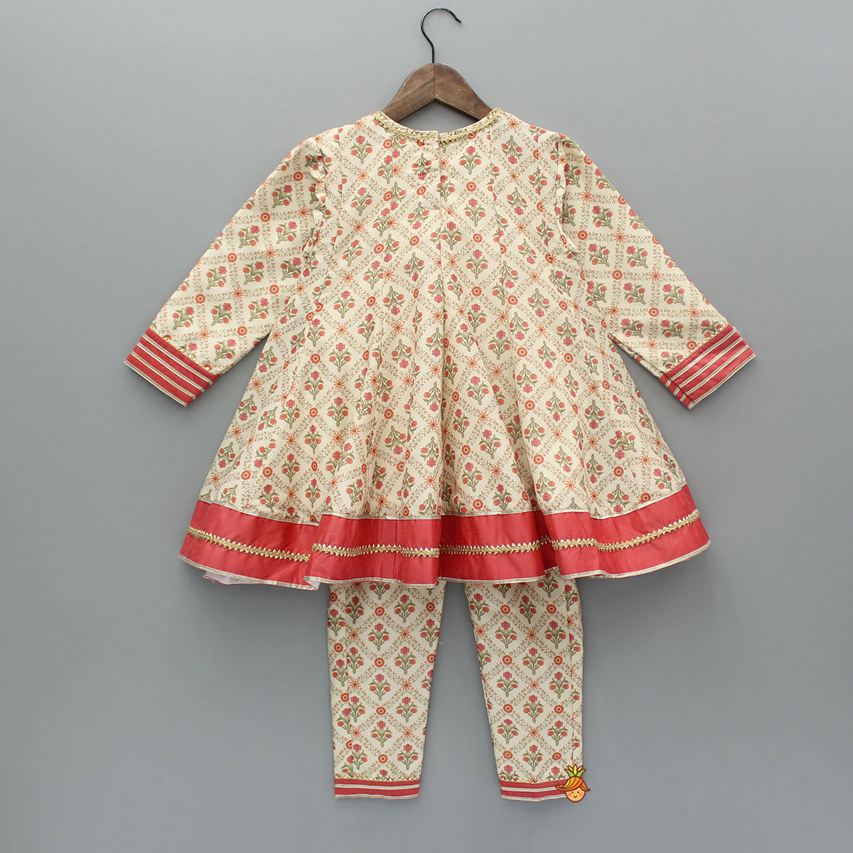Multicolour Printed Kurti And Pant With Dupatta