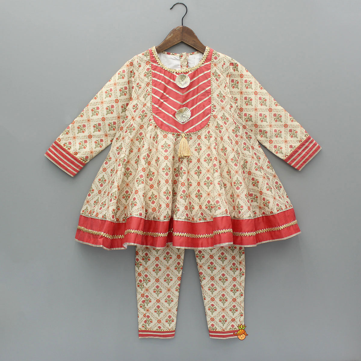Multicolour Printed Kurti And Pant With Dupatta