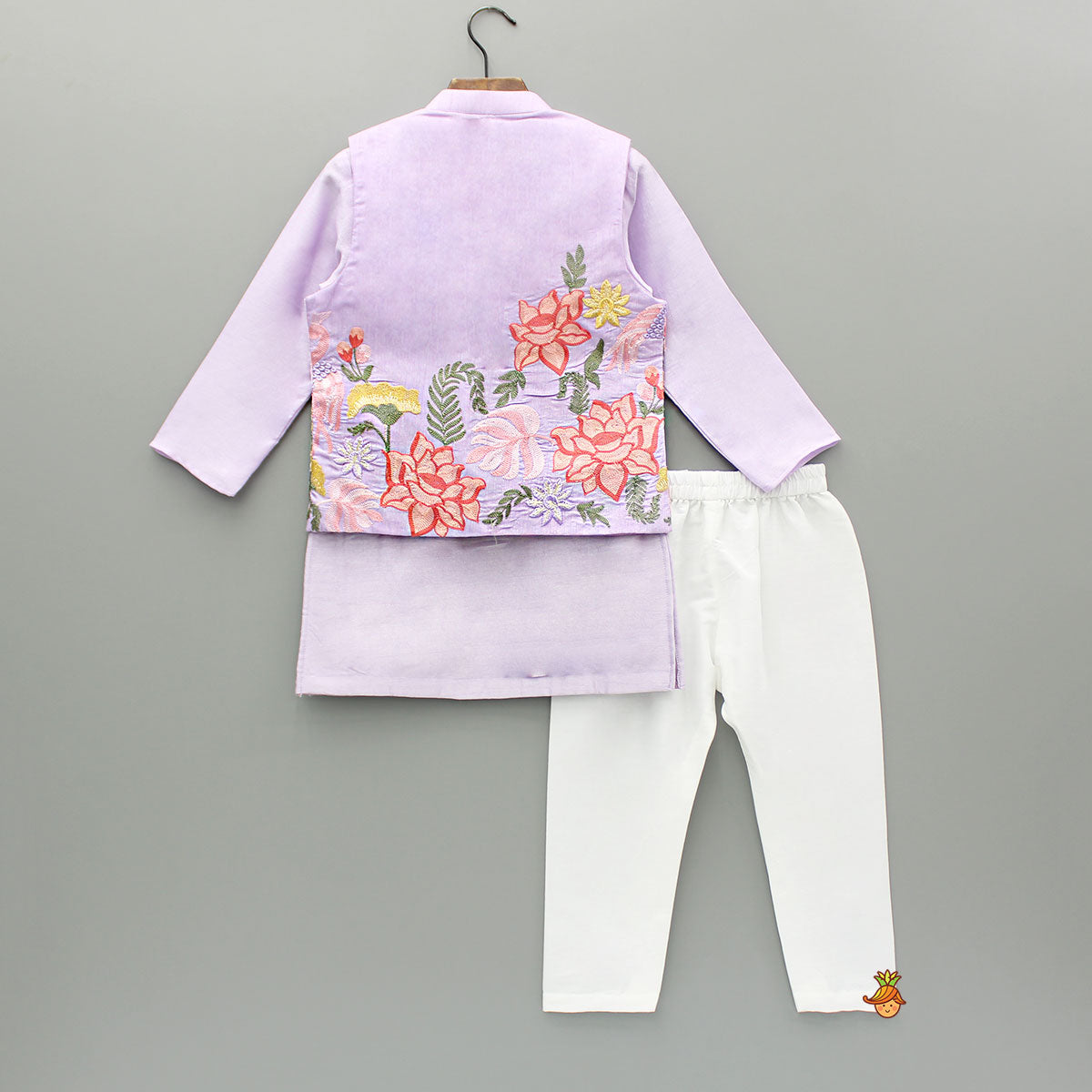Lavender Kurta With Embroidered Front Open Jacket And Pyjama