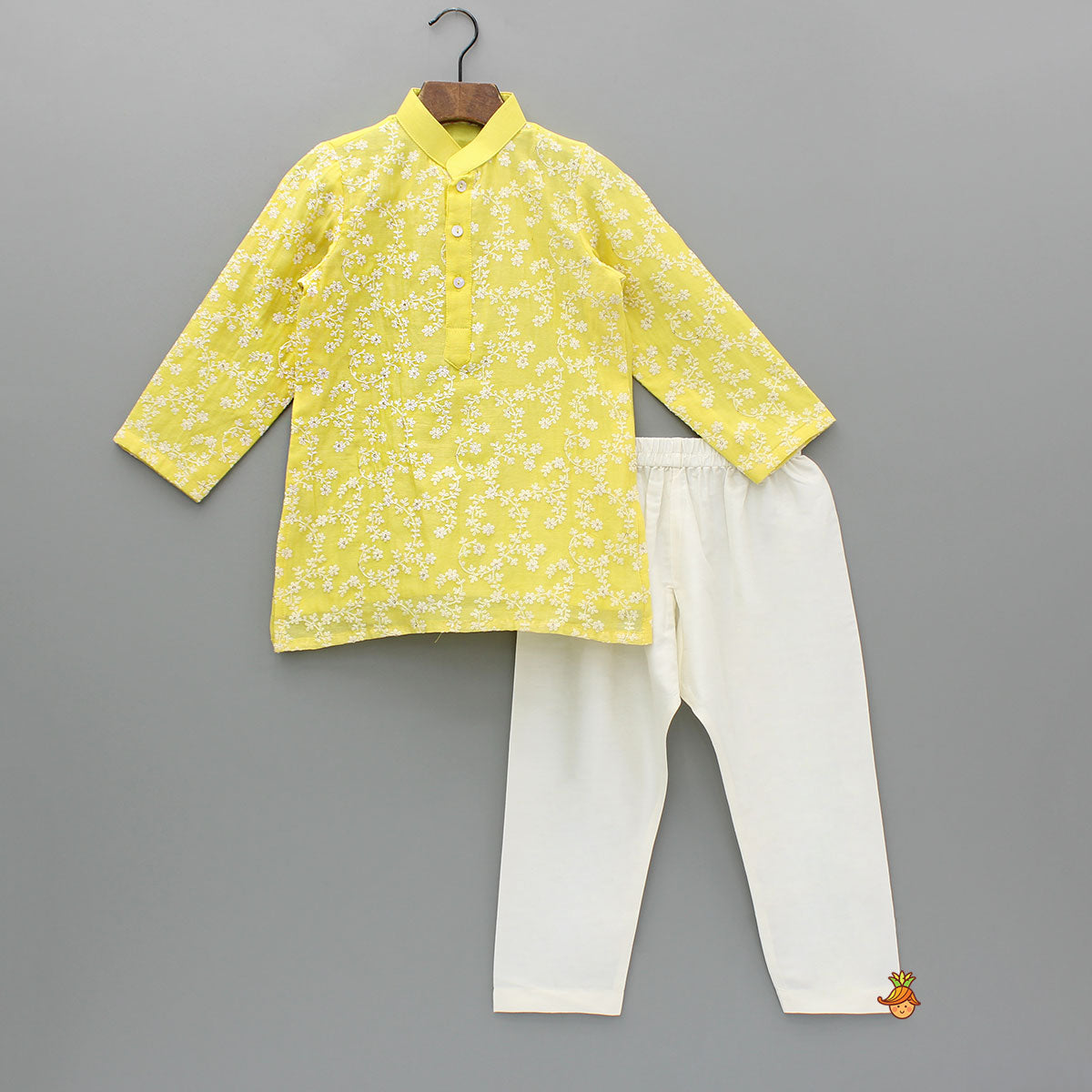 Chanderi Embroidered Yellow Kurta And Pyjama