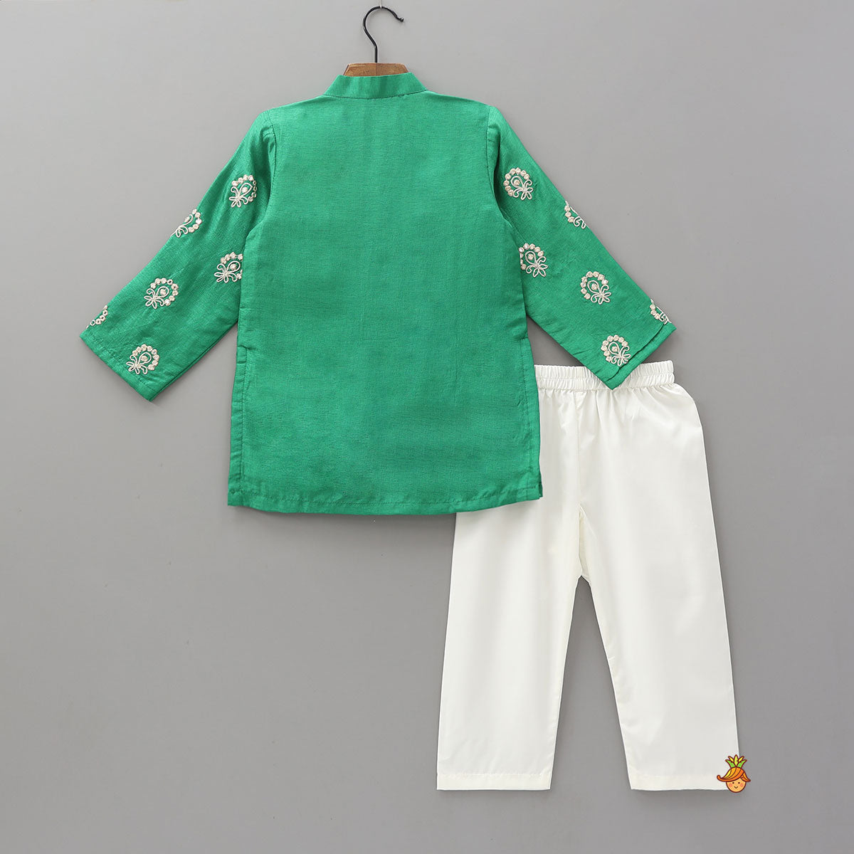 Embroidered Front-Placket Ethnic Kurta And Pyjama